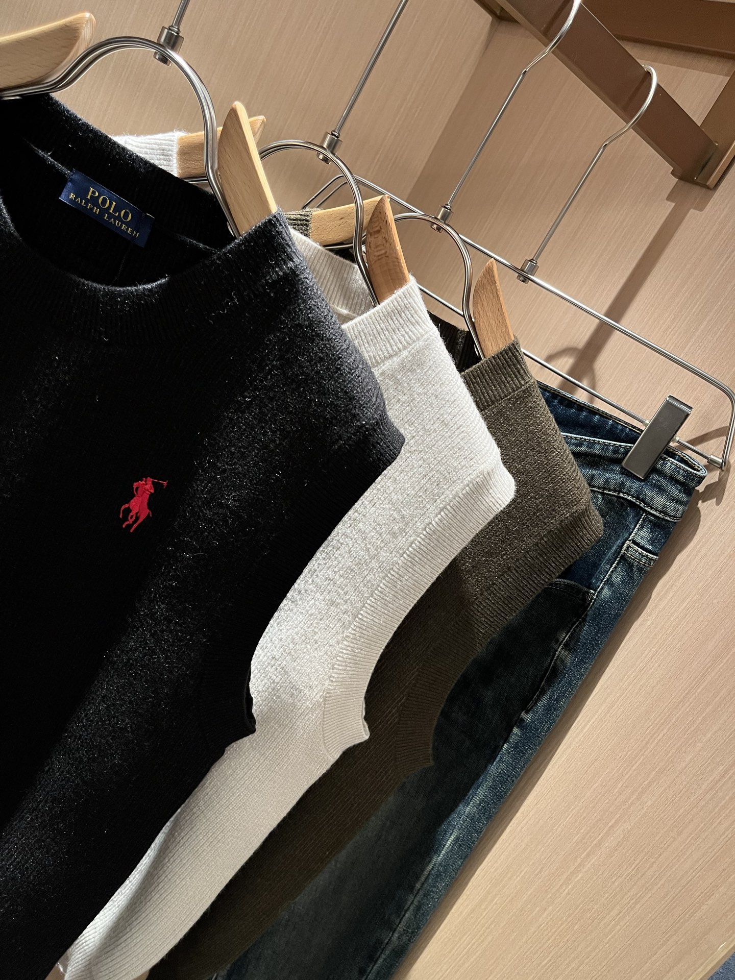 保罗POLOSPORT 2025秋冬新款男女同款👫羊毛马甲背心，简约纯色时尚款不乏有许多设计大咖们都对于