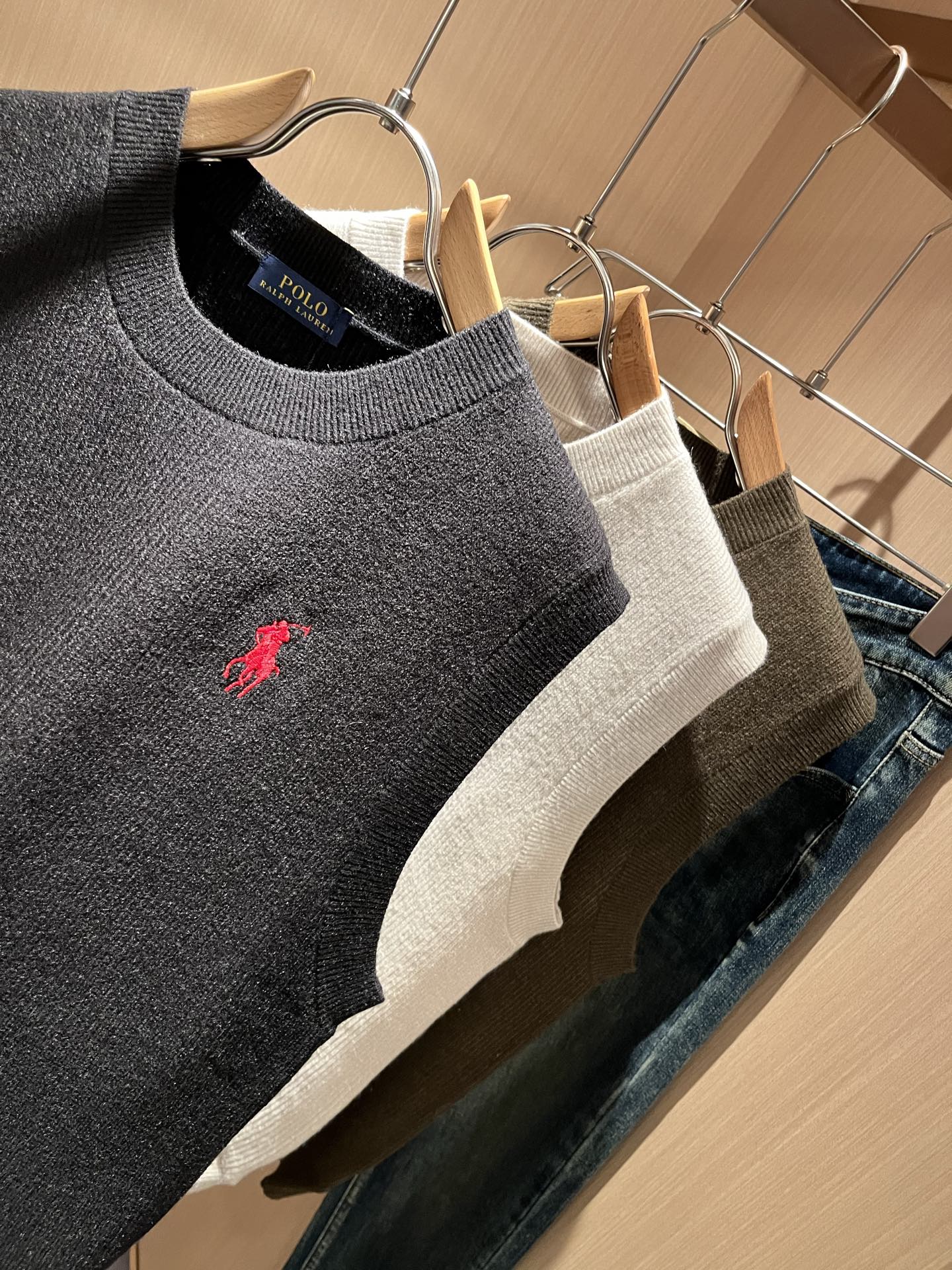 保罗POLOSPORT 2025秋冬新款男女同款👫羊毛马甲背心，简约纯色时尚款不乏有许多设计大咖们都对于