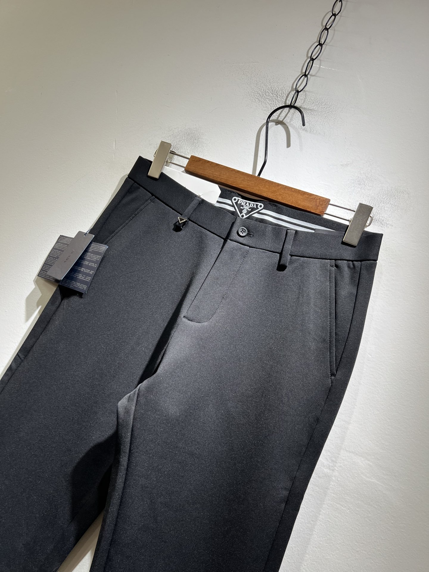 PRA*DA 普*达 2025秋冬新款百搭西裤，男士经典商务休闲基础长裤西裤！贸易公司渠道稀出，领先官网