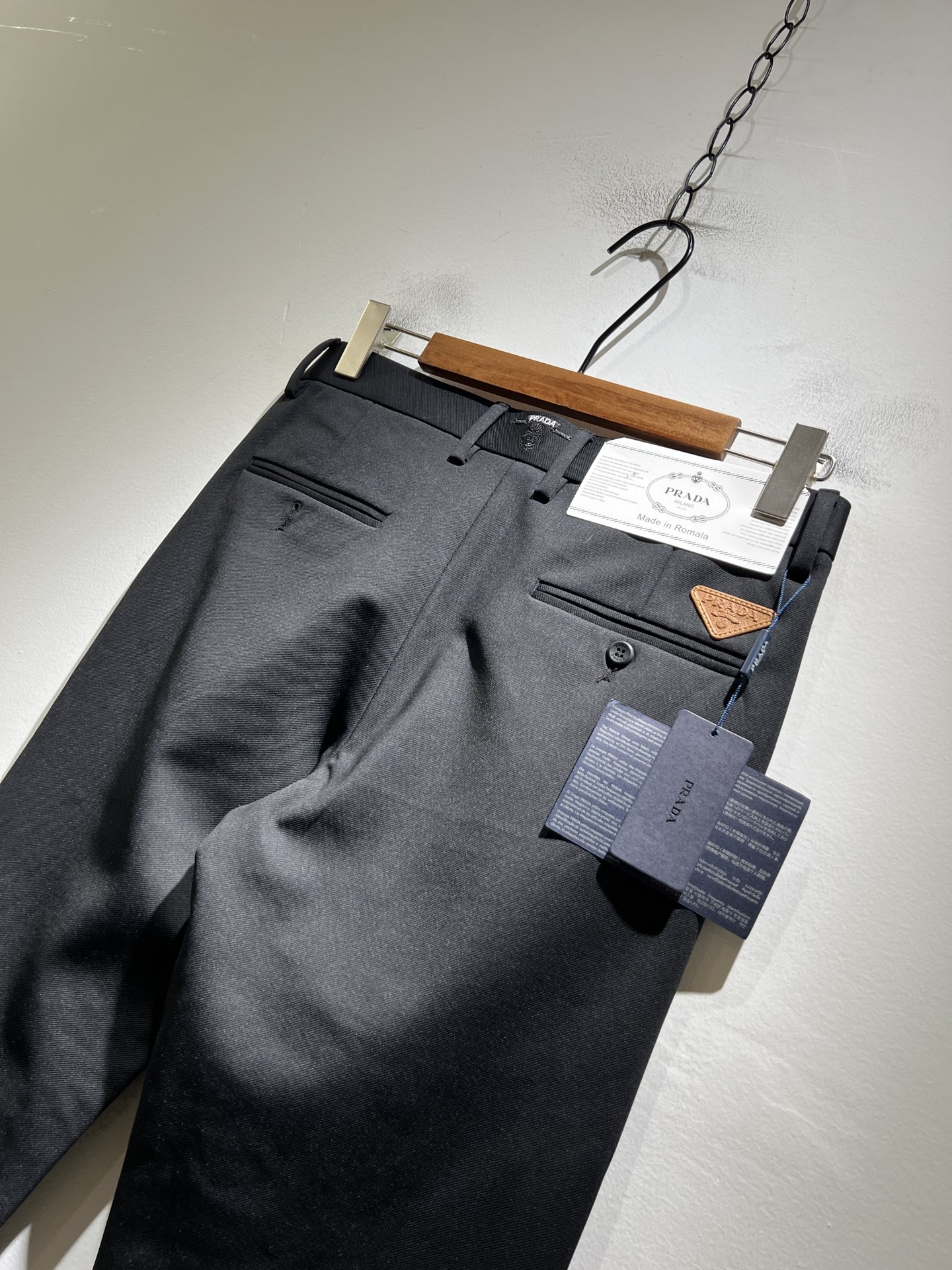 PRA*DA 普*达 2025秋冬新款百搭西裤，男士经典商务休闲基础长裤西裤！贸易公司渠道稀出，领先官网