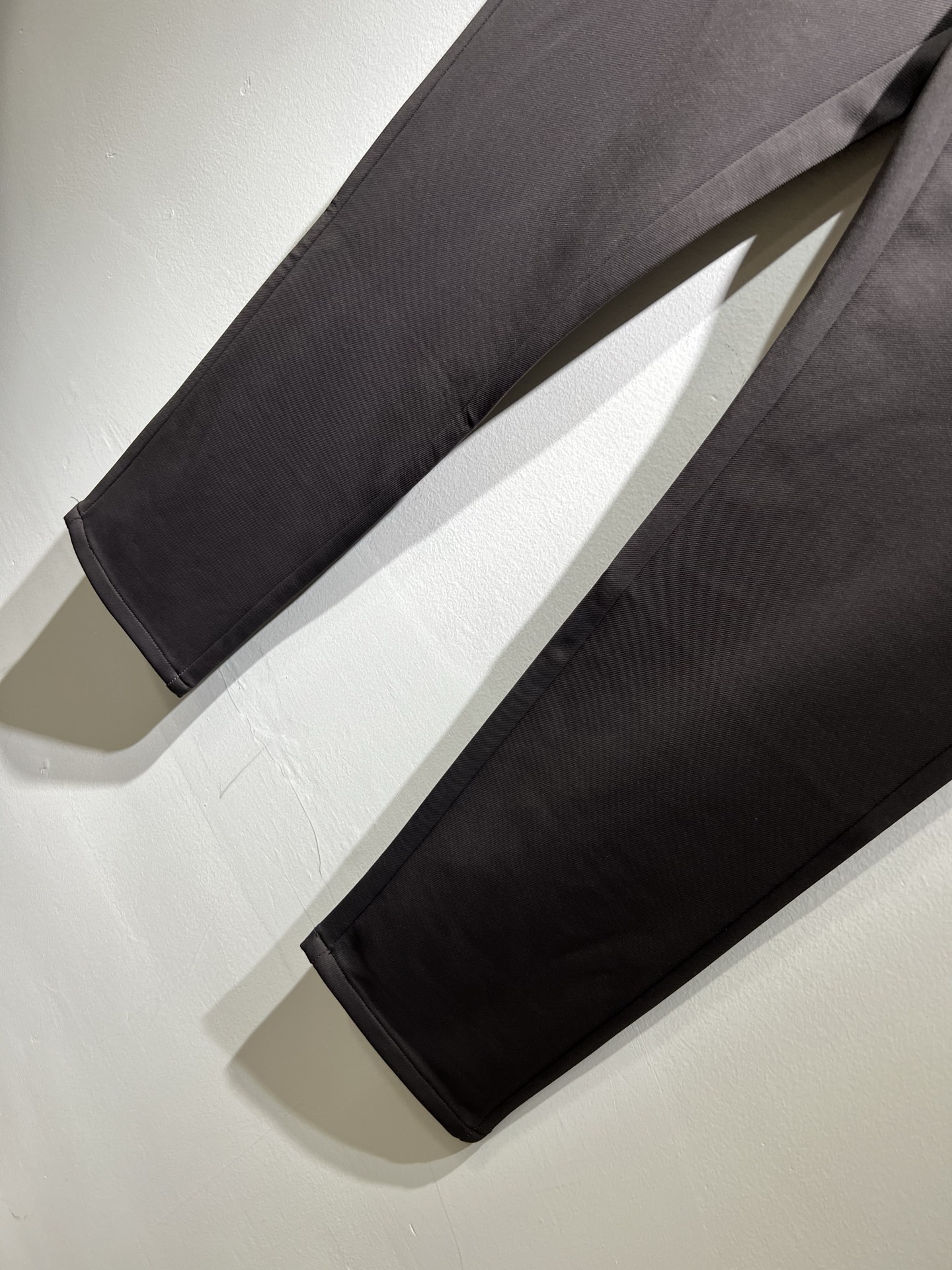 PRA*DA 普*达 2025秋冬新款百搭西裤，男士经典商务休闲基础长裤西裤！贸易公司渠道稀出，领先官网