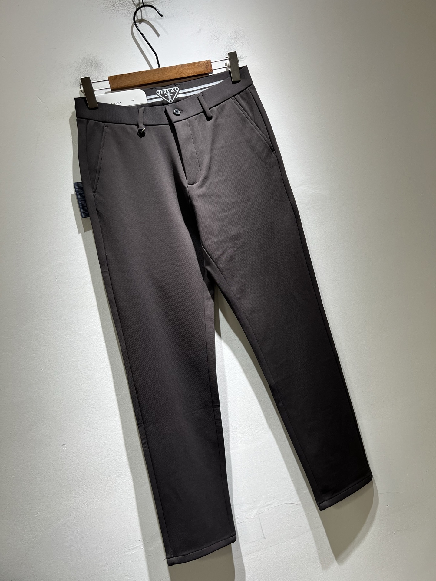 PRA*DA 普*达 2025秋冬新款百搭西裤，男士经典商务休闲基础长裤西裤！贸易公司渠道稀出，领先官网
