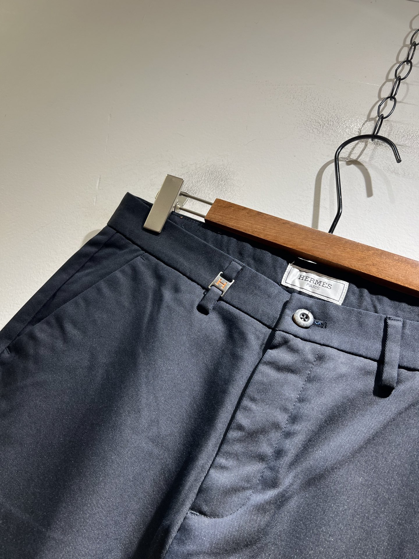 HERM*S 爱*仕 2025秋冬男士高端休闲西裤 海外贸易公司渠道订单 ！男士商务修身直筒西裤！上海恒