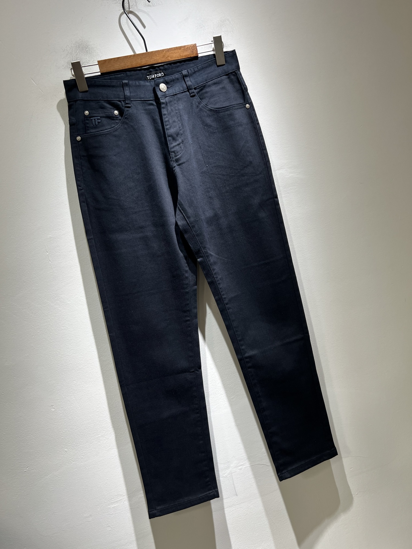 TOM FORD 汤姆福特 2025秋冬新品男士休闲裤，最新的贸易订单全品相！上身舒适透气，不僵硬，整体