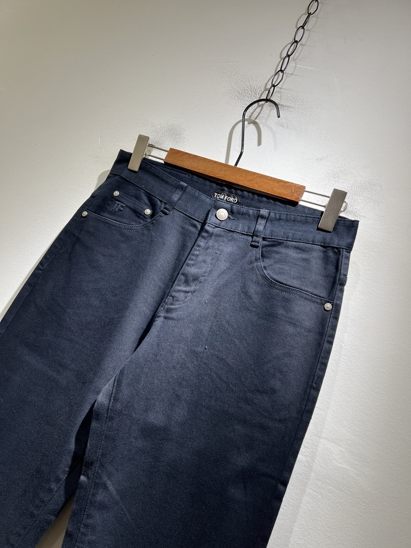 TOM FORD 汤姆福特 2025秋冬新品男士休闲裤，最新的贸易订单全品相！上身舒适透气，不僵硬，整体