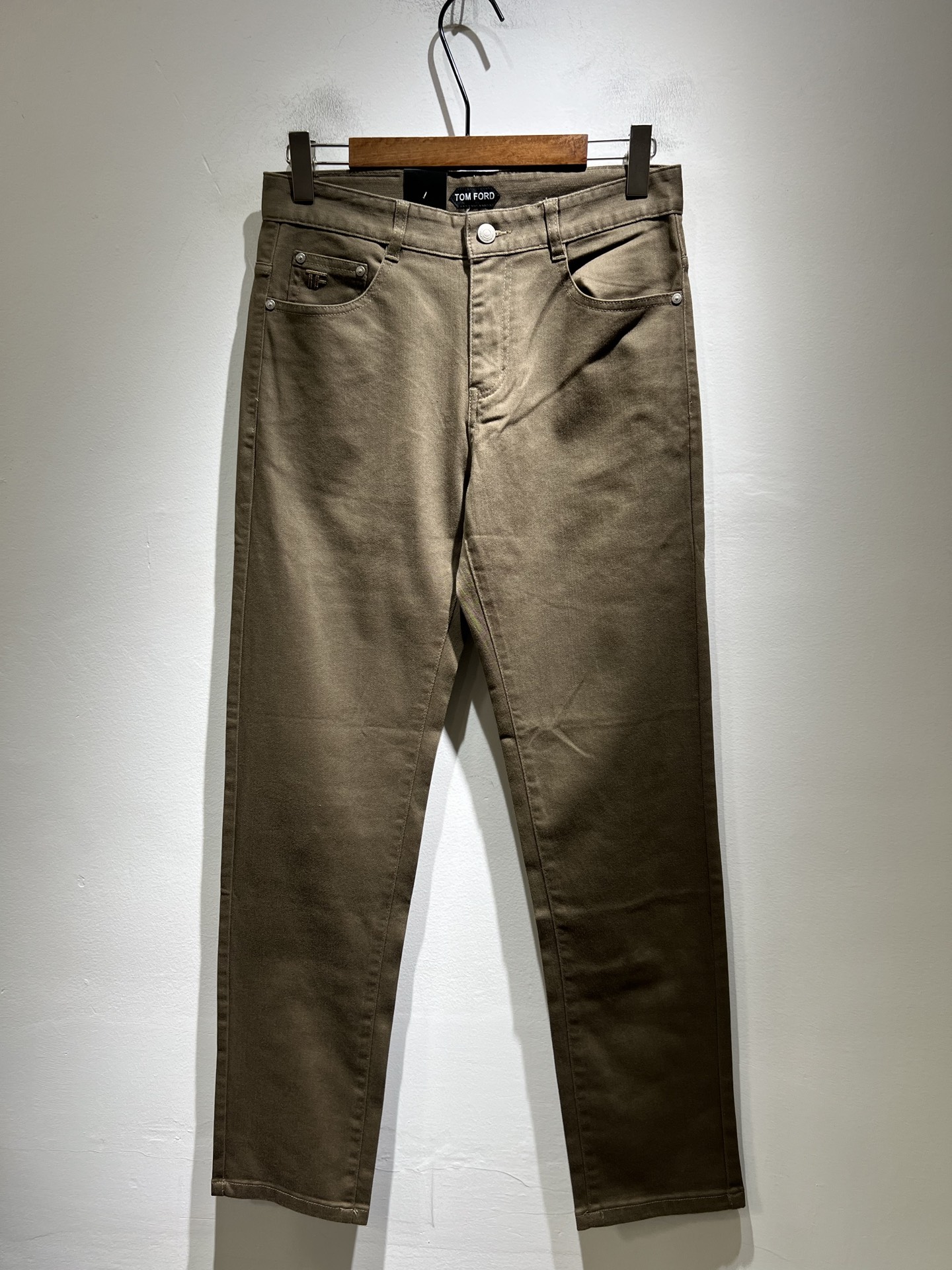 TOM FORD 汤姆福特 2025秋冬新品男士休闲裤，最新的贸易订单全品相！上身舒适透气，不僵硬，整体