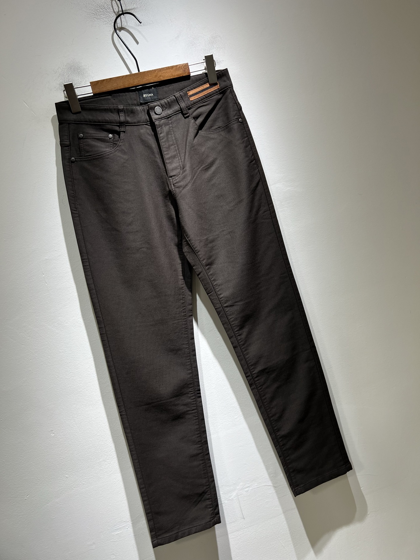 Zegna 杰尼亚 2025秋冬新款男士休闲裤，压轴的渠道货出现了！！柜台同步销售！ 毫不夸张的说，此款