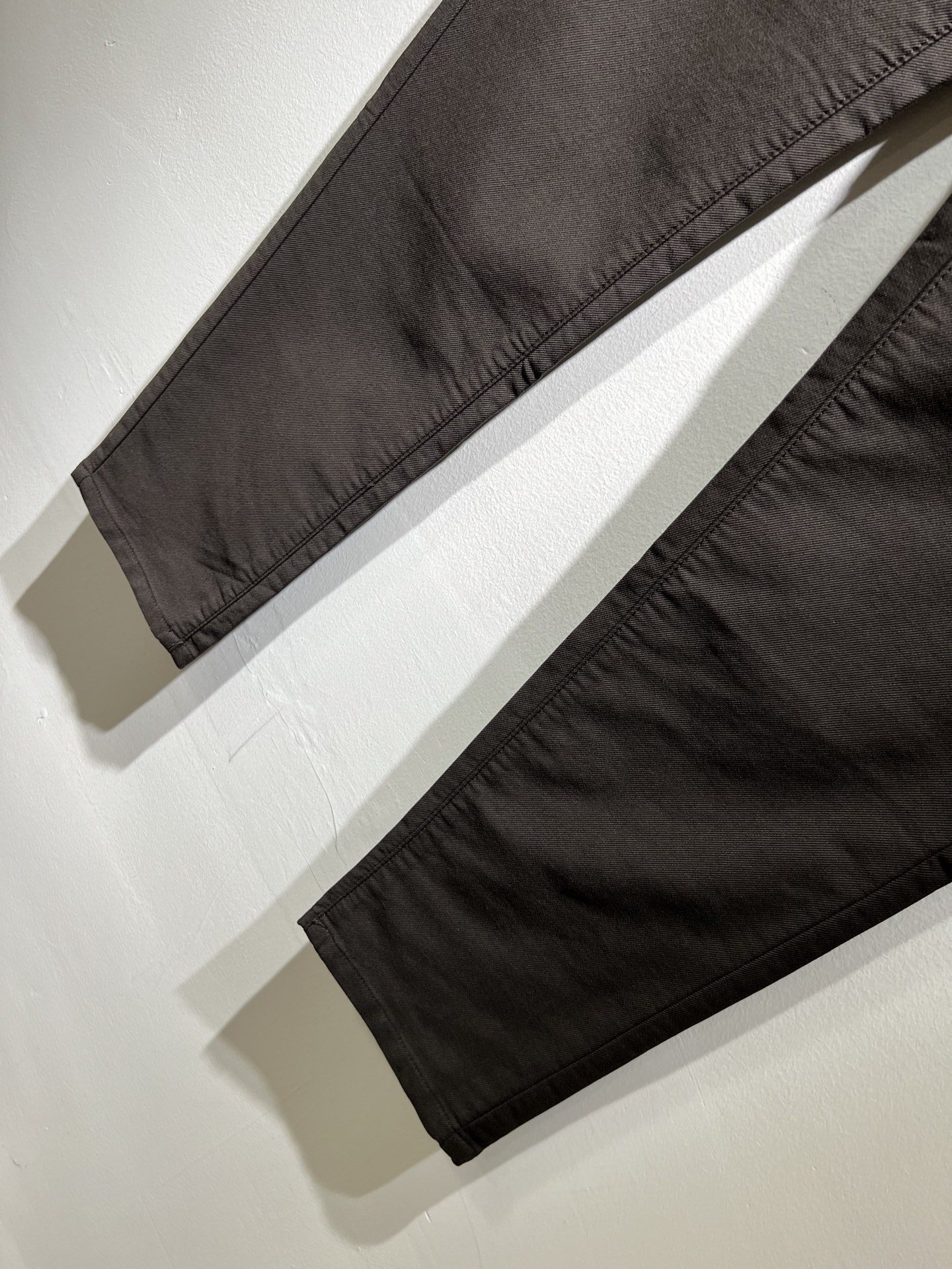 Zegna 杰尼亚 2025秋冬新款男士休闲裤，压轴的渠道货出现了！！柜台同步销售！ 毫不夸张的说，此款