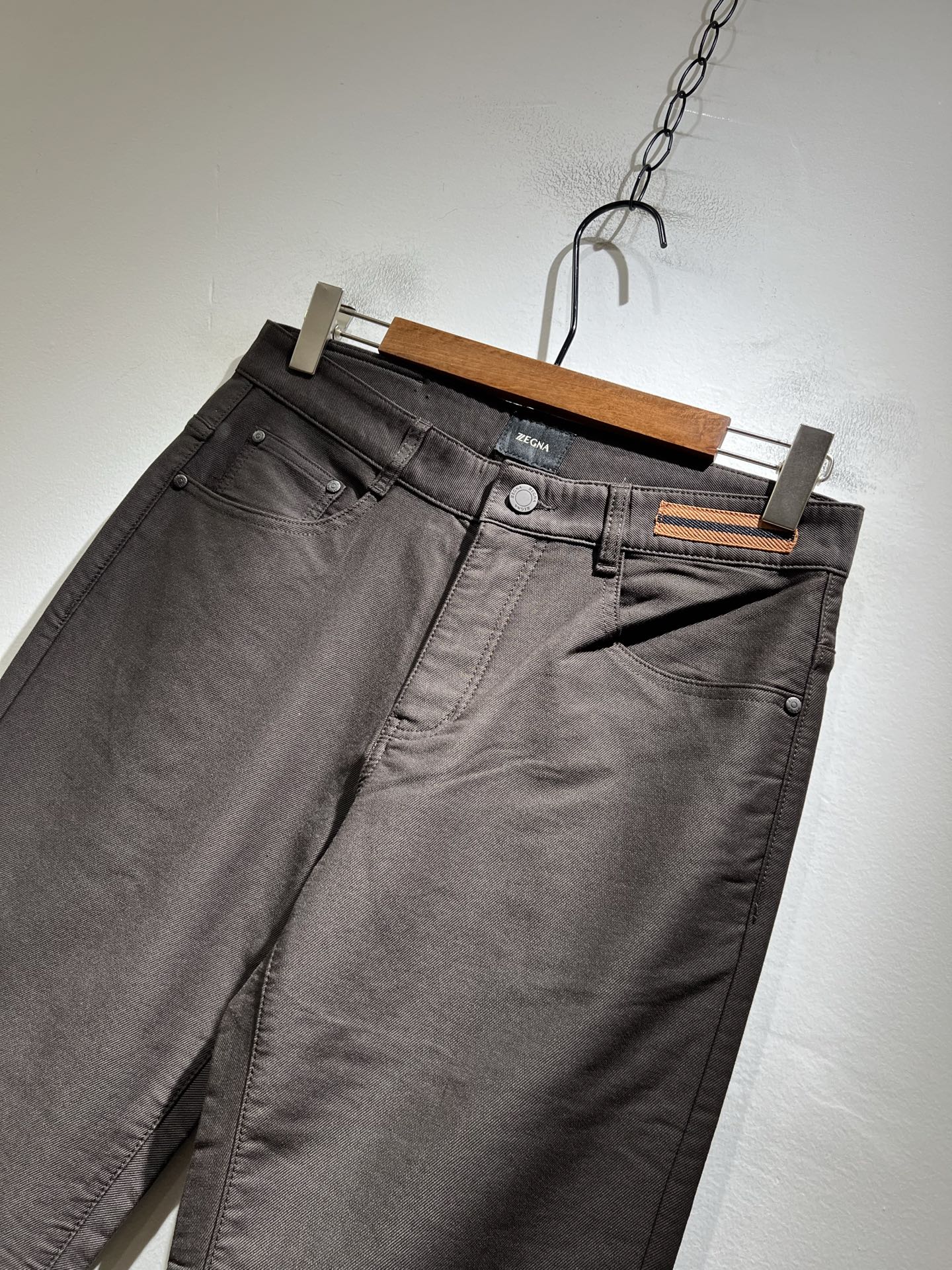 Zegna 杰尼亚 2025秋冬新款男士休闲裤，压轴的渠道货出现了！！柜台同步销售！ 毫不夸张的说，此款