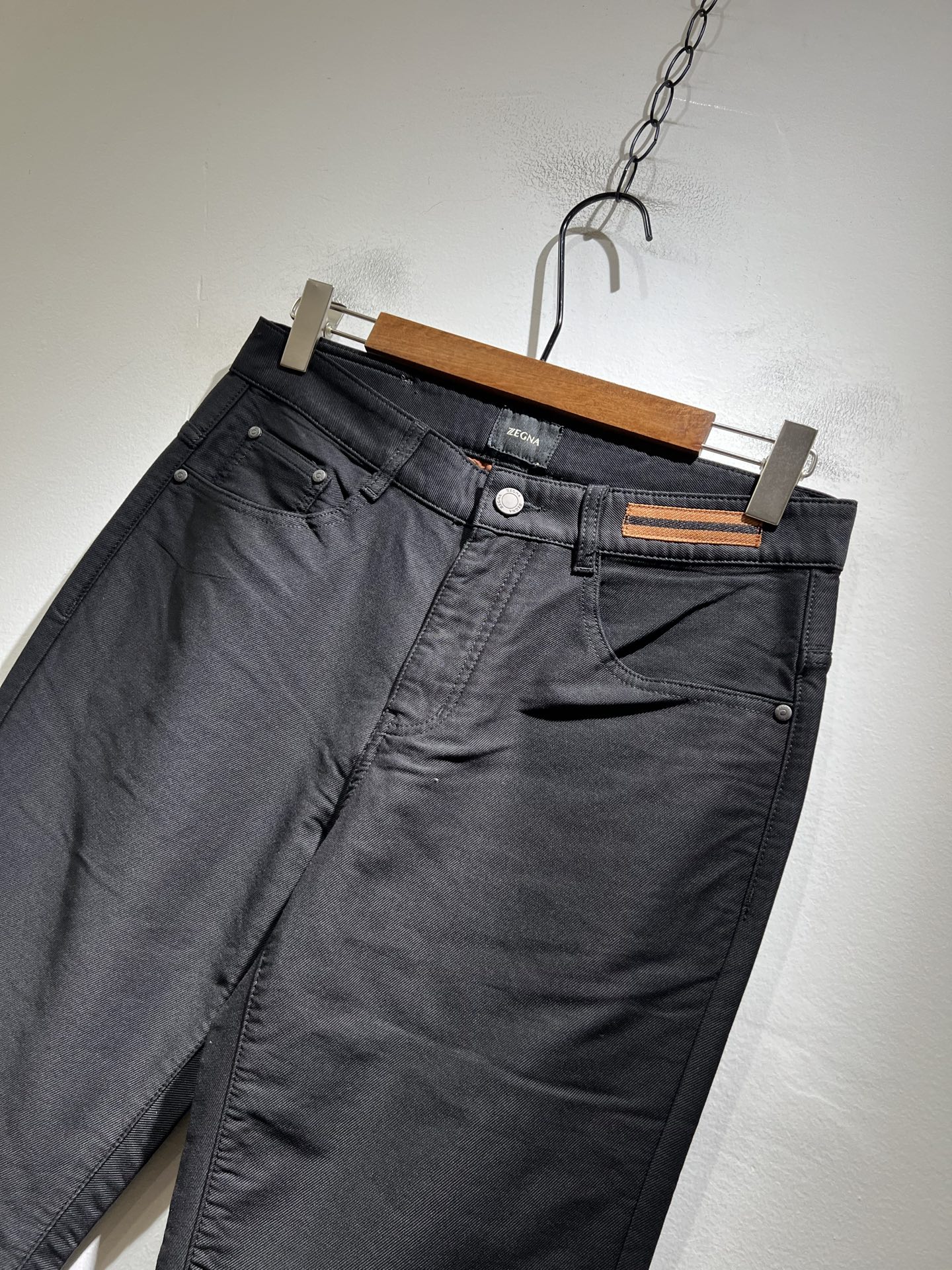 Zegna 杰尼亚 2025秋冬新款男士休闲裤，压轴的渠道货出现了！！柜台同步销售！ 毫不夸张的说，此款