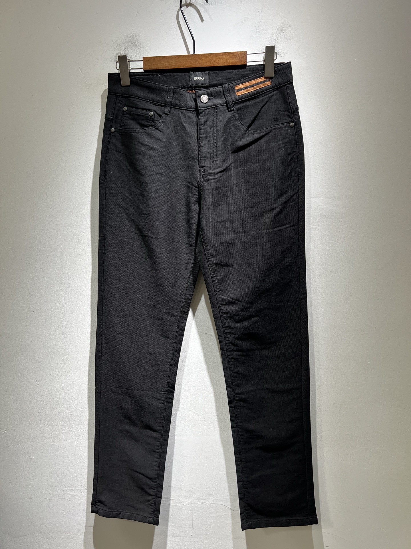 Zegna 杰尼亚 2025秋冬新款男士休闲裤，压轴的渠道货出现了！！柜台同步销售！ 毫不夸张的说，此款