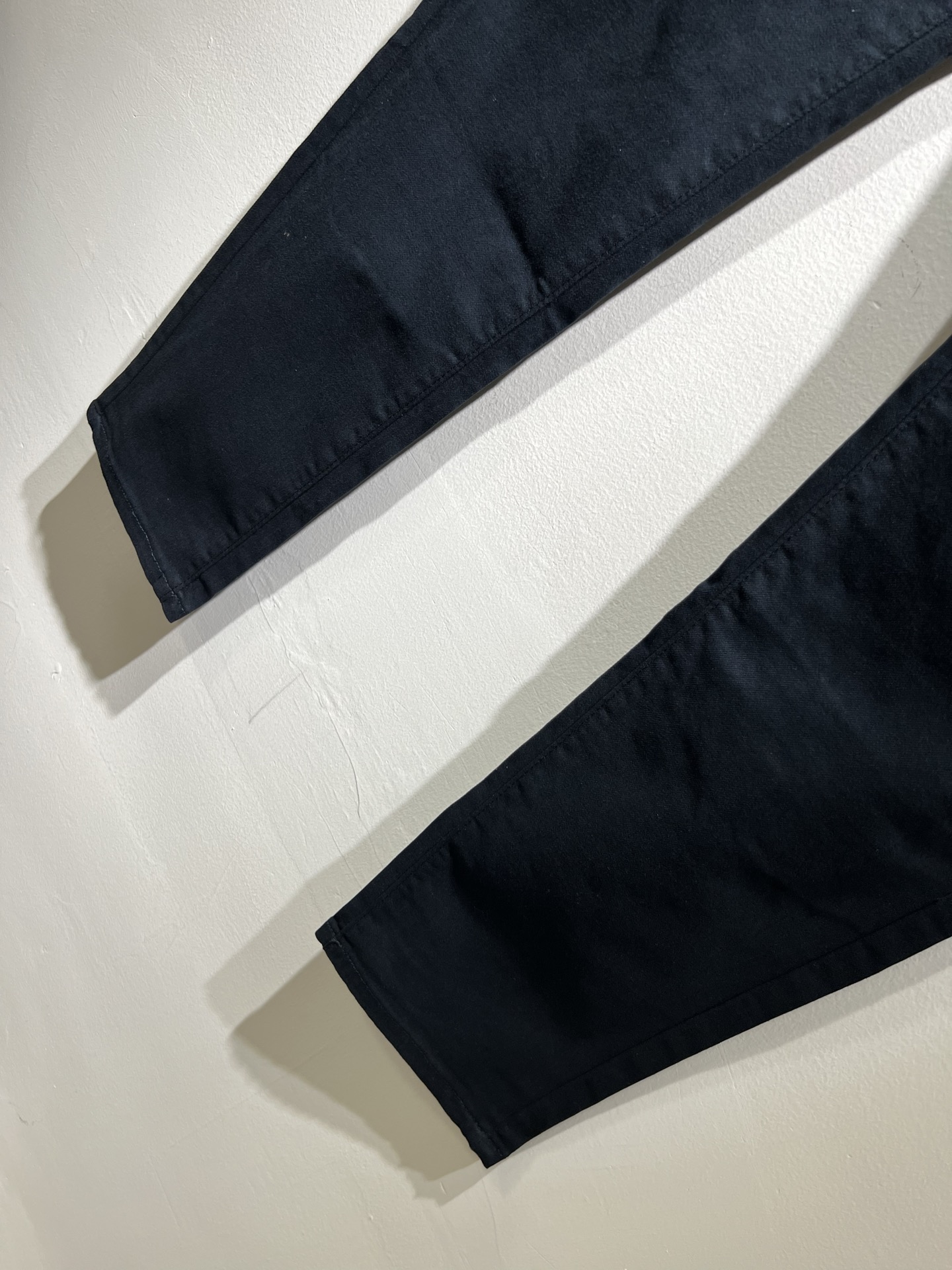 BC-Brunello Cucineli 2025秋冬新品男士时装款高端休闲裤，香港洋行渠道货，日本原厂