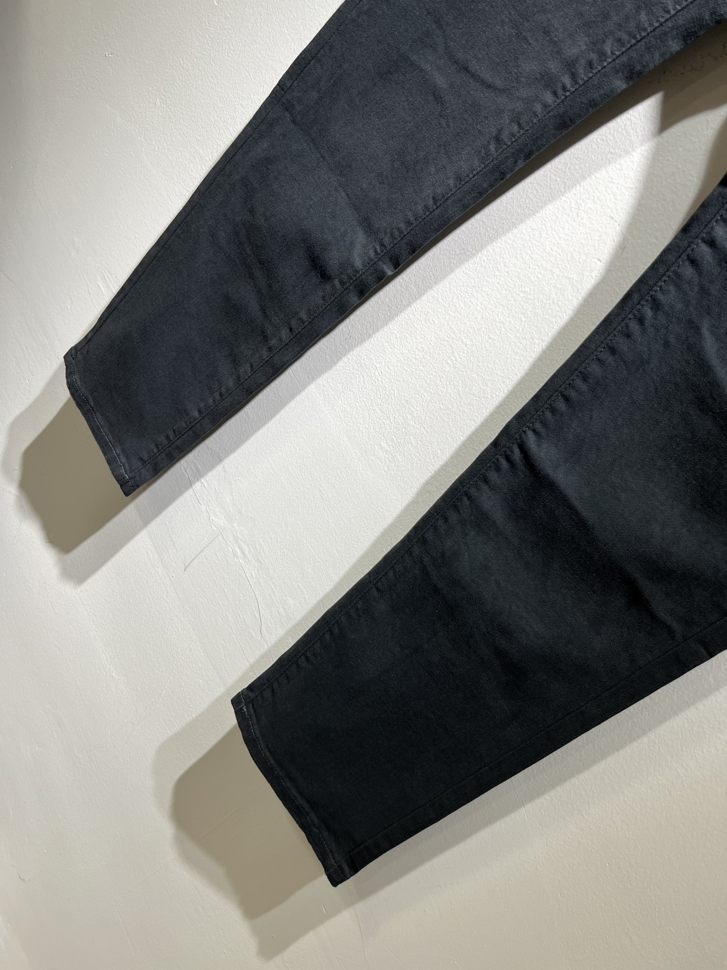 BC-Brunello Cucineli 2025秋冬新品男士时装款高端休闲裤，香港洋行渠道货，日本原厂