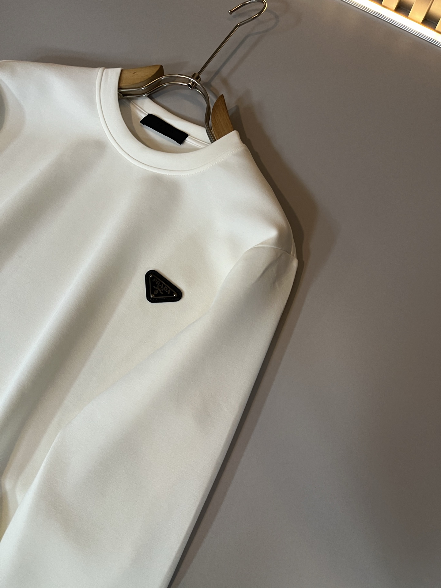 【⚠️最大穿240斤】 PRAD*A普*达2025秋冬新款男女同款👫卫衣，最新款全网独家首上！！~既经典