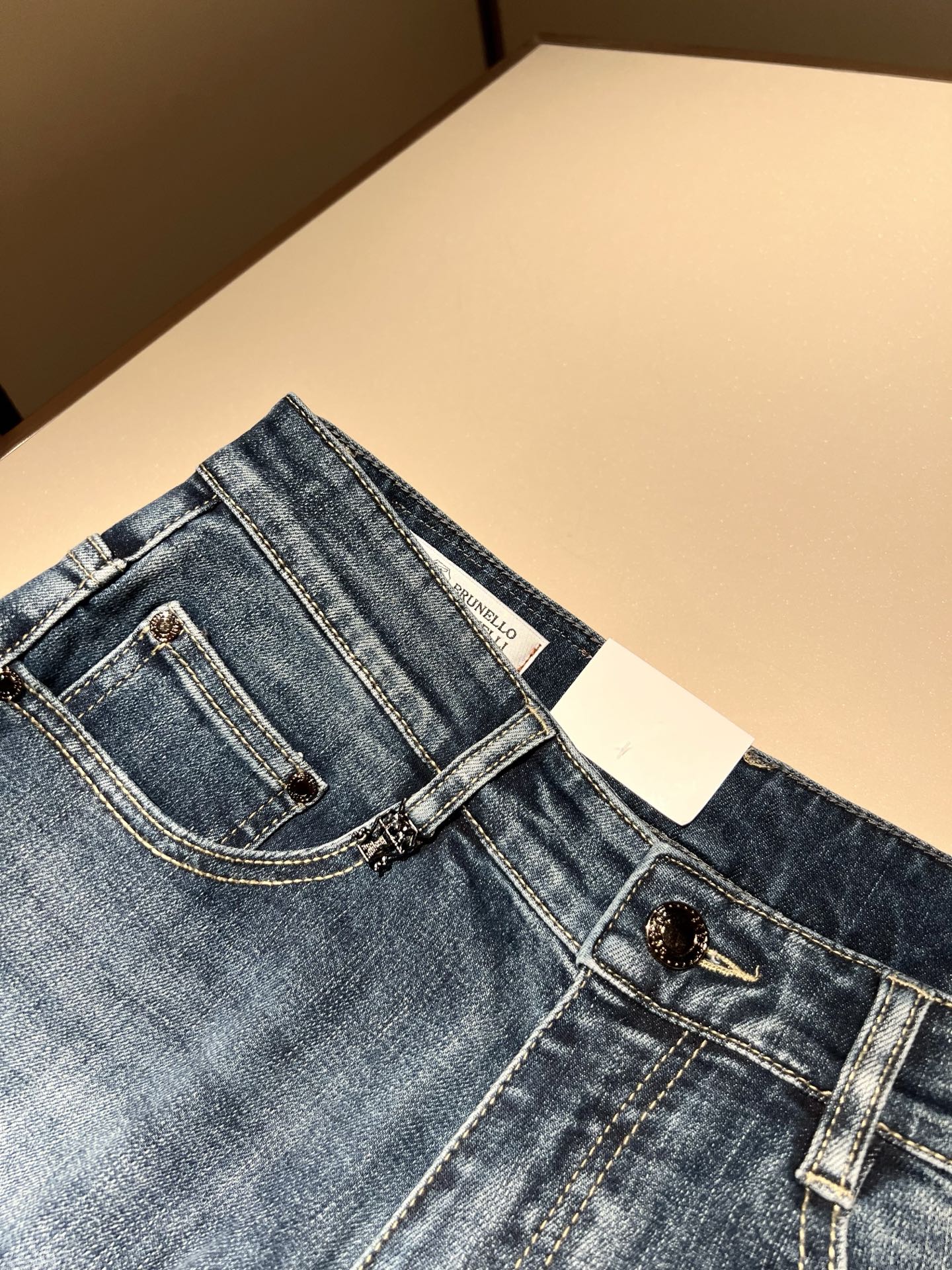 BC-Brunello Cucineli 2025秋冬新品男士时装款高端休闲牛仔裤，香港洋行渠道货，日本