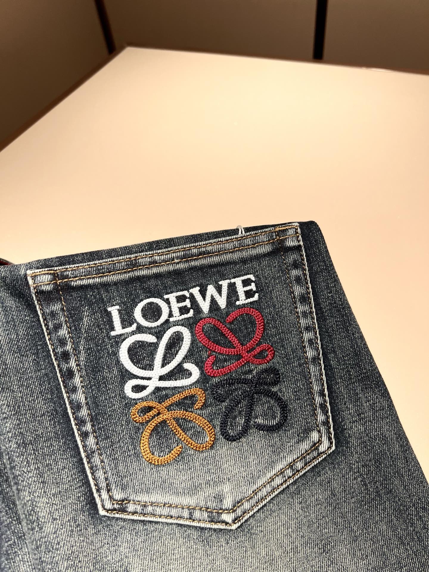 LO*WE/罗*威2025秋冬新品男士时装款高端休闲裤，香港洋行渠道货，日本原厂出品，纯血统品质，完美延