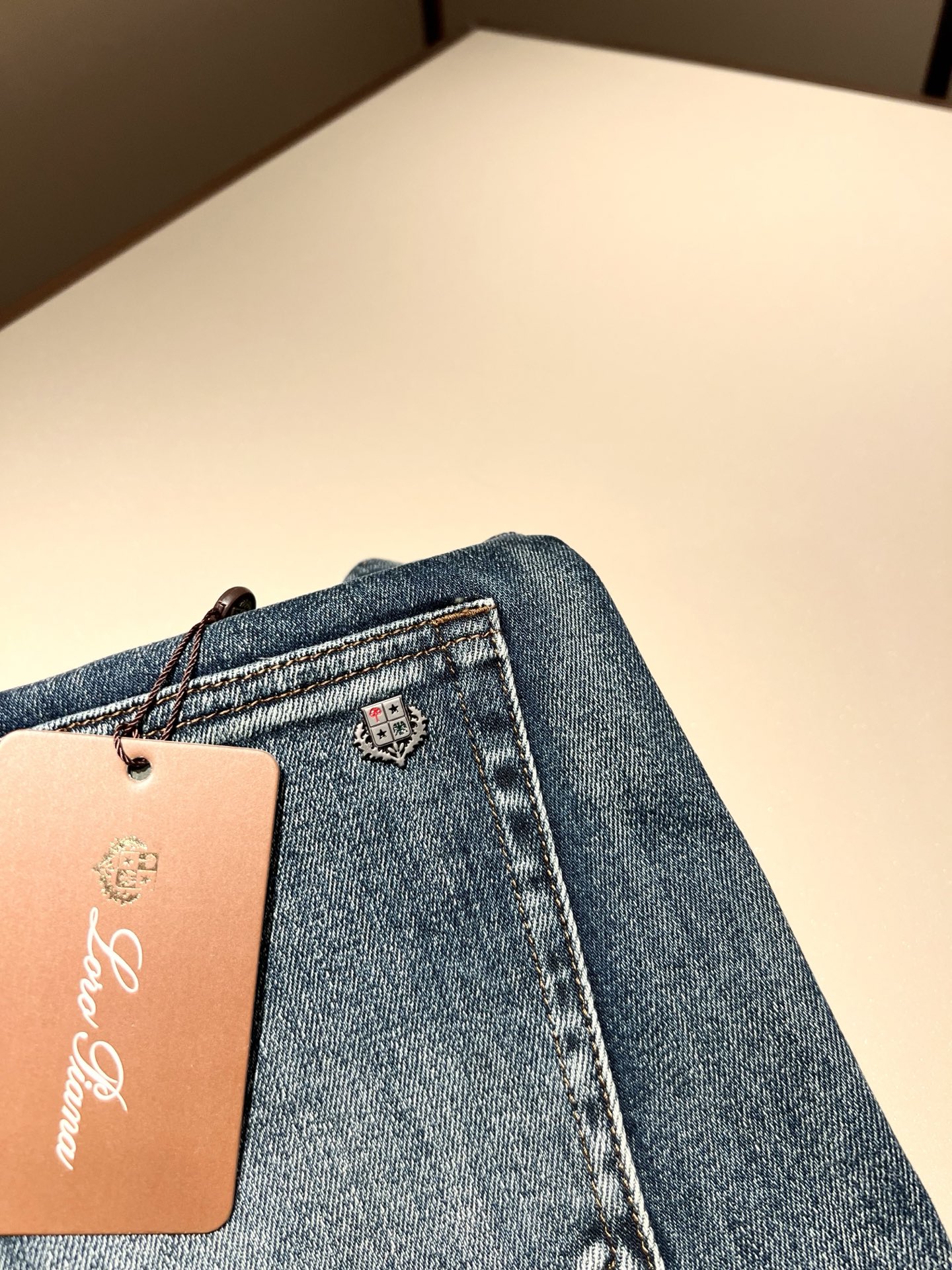 Loro Piana诺悠翩雅 2025秋冬新品男士时装款高端休闲裤，香港洋行渠道货，日本原厂出品，纯血统