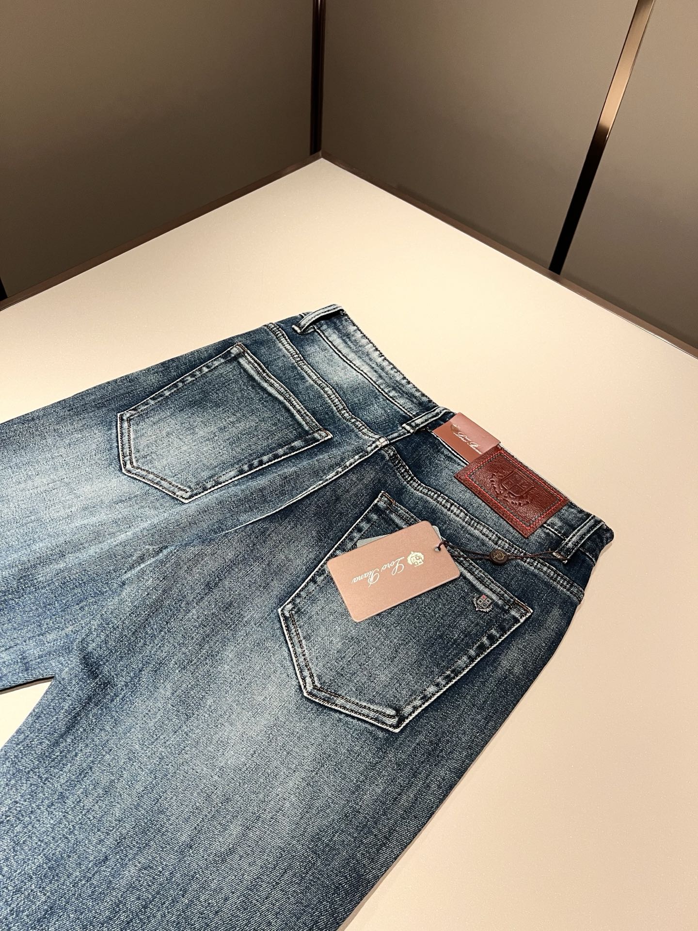 Loro Piana诺悠翩雅 2025秋冬新品男士时装款高端休闲裤，香港洋行渠道货，日本原厂出品，纯血统