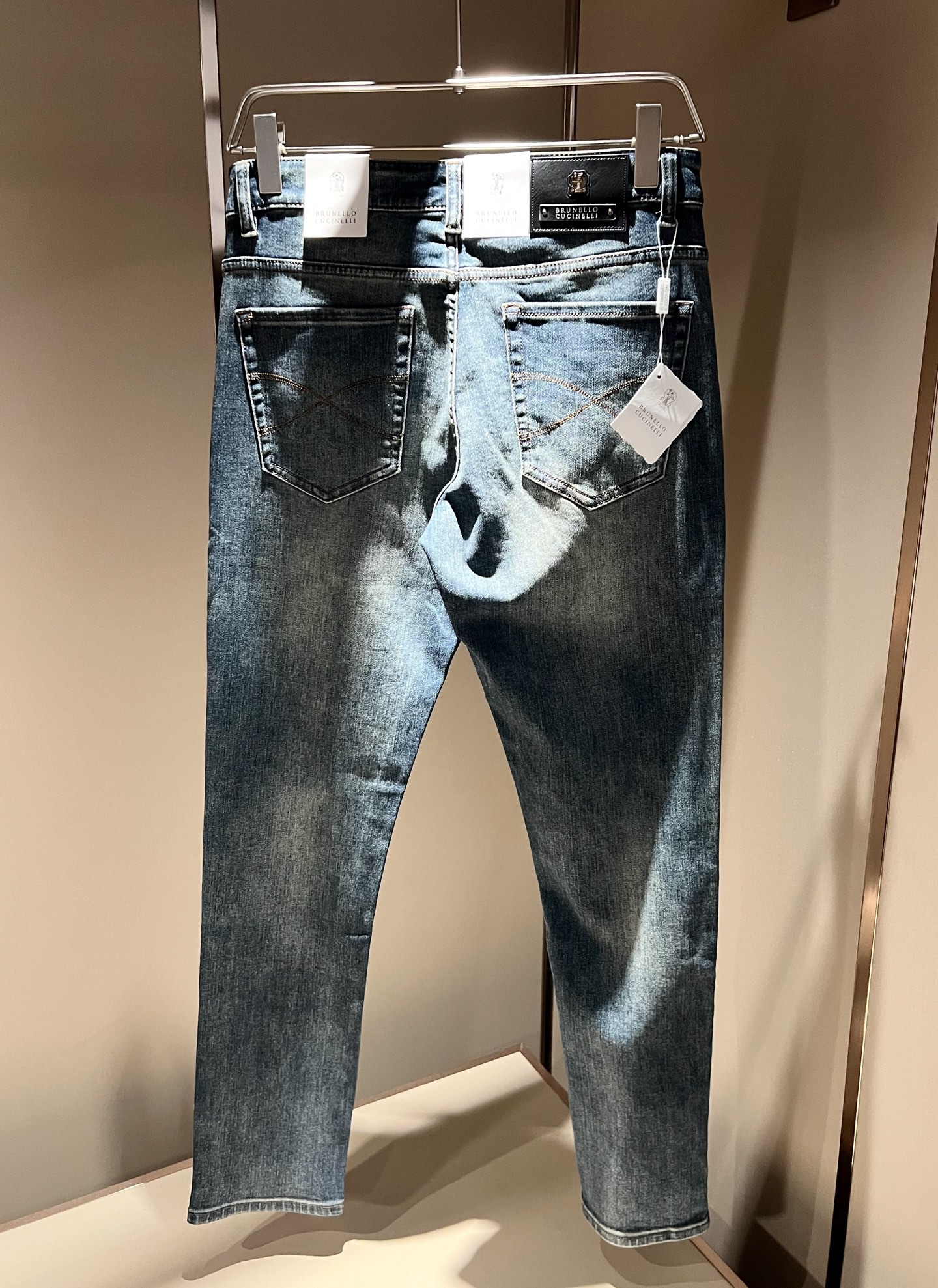 BC-Brunello Cucineli 2025秋冬新品男士时装款高端休闲牛仔裤，香港洋行渠道货，日本