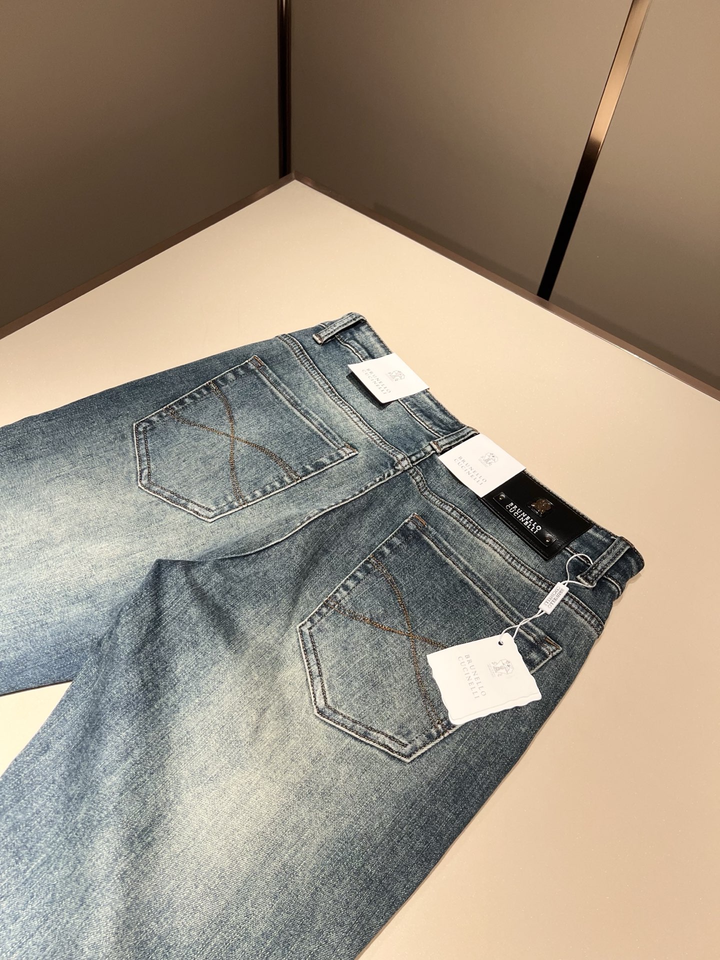 BC-Brunello Cucineli 2025秋冬新品男士时装款高端休闲牛仔裤，香港洋行渠道货，日本