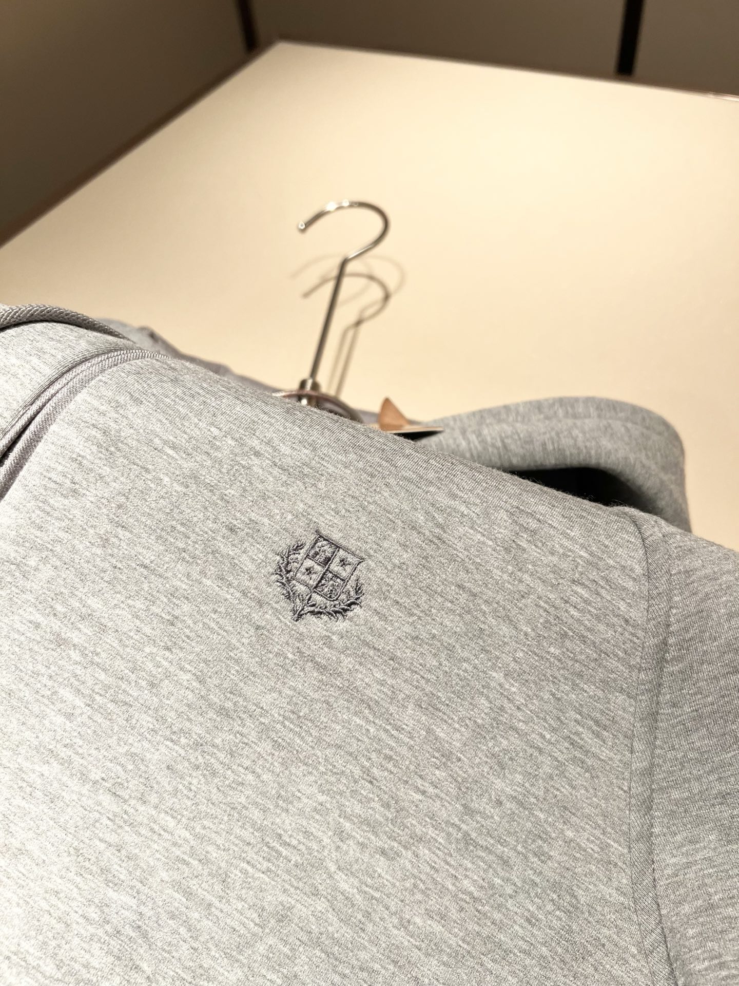 Loro Piana诺悠翩雅 2025秋冬男士套装，最新的贸易订单全品相！！网红款！上身舒适透气，不僵硬