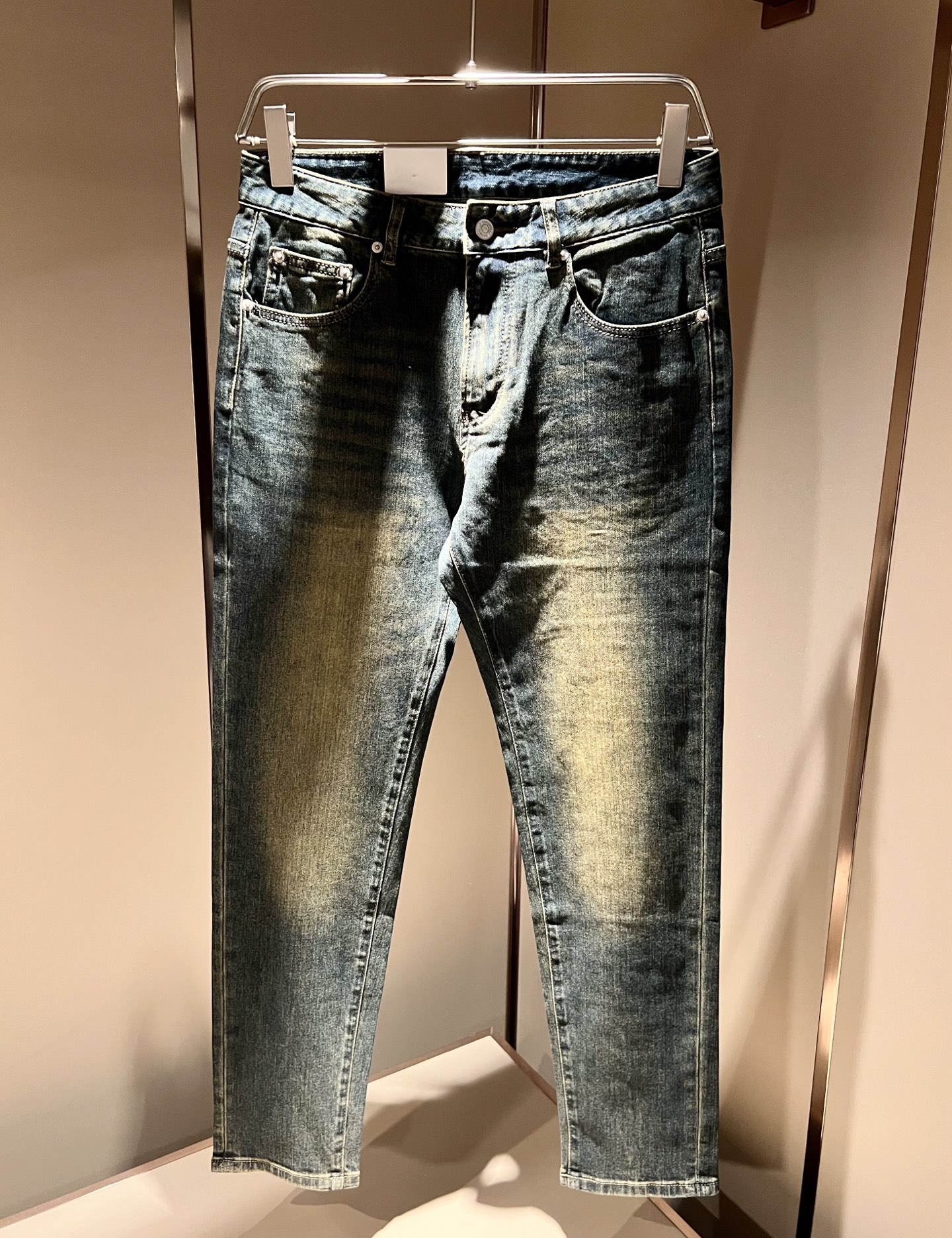 BC-Brunello Cucineli 2025秋冬新品男士时装款高端休闲牛仔裤，香港洋行渠道货，日本