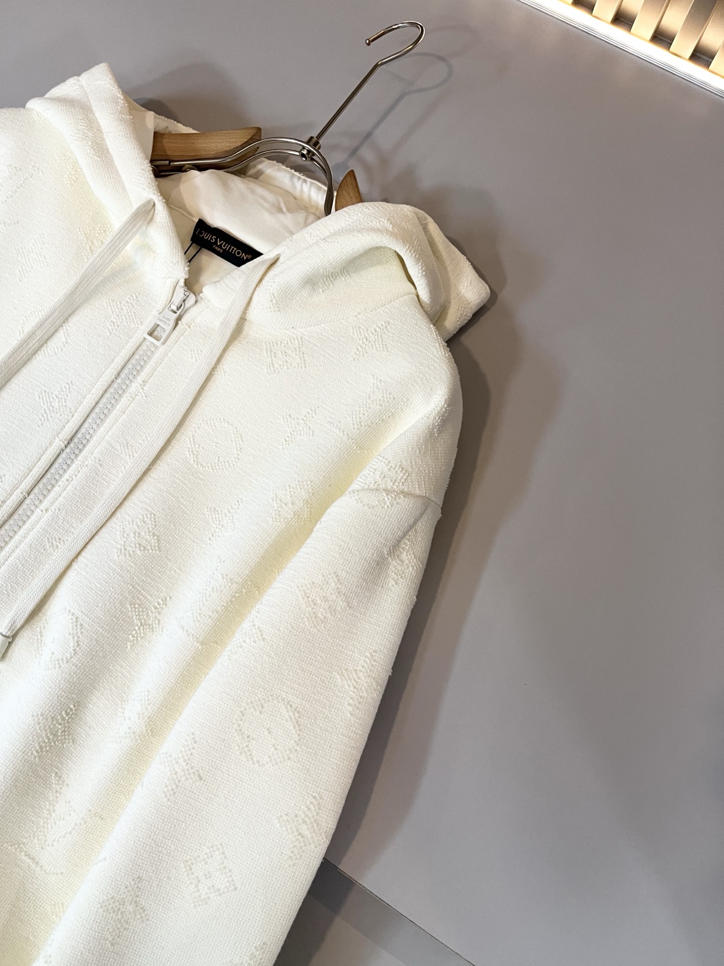 Louis Vuit*on 路易家族 2025秋冬新款Monogram系列！男女同款👫套装！路易家族的新