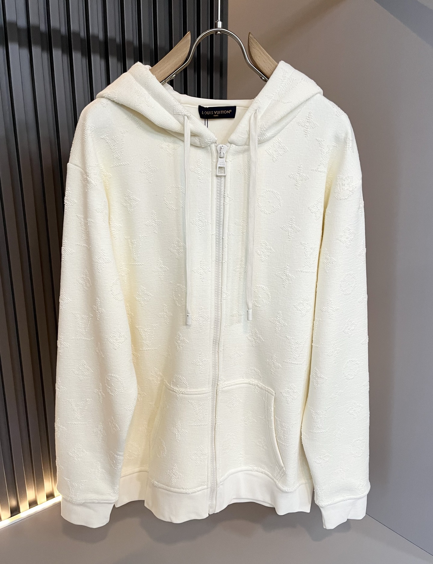 Louis Vuit*on 路易家族 2025秋冬新款Monogram系列！男女同款👫套装！路易家族的新