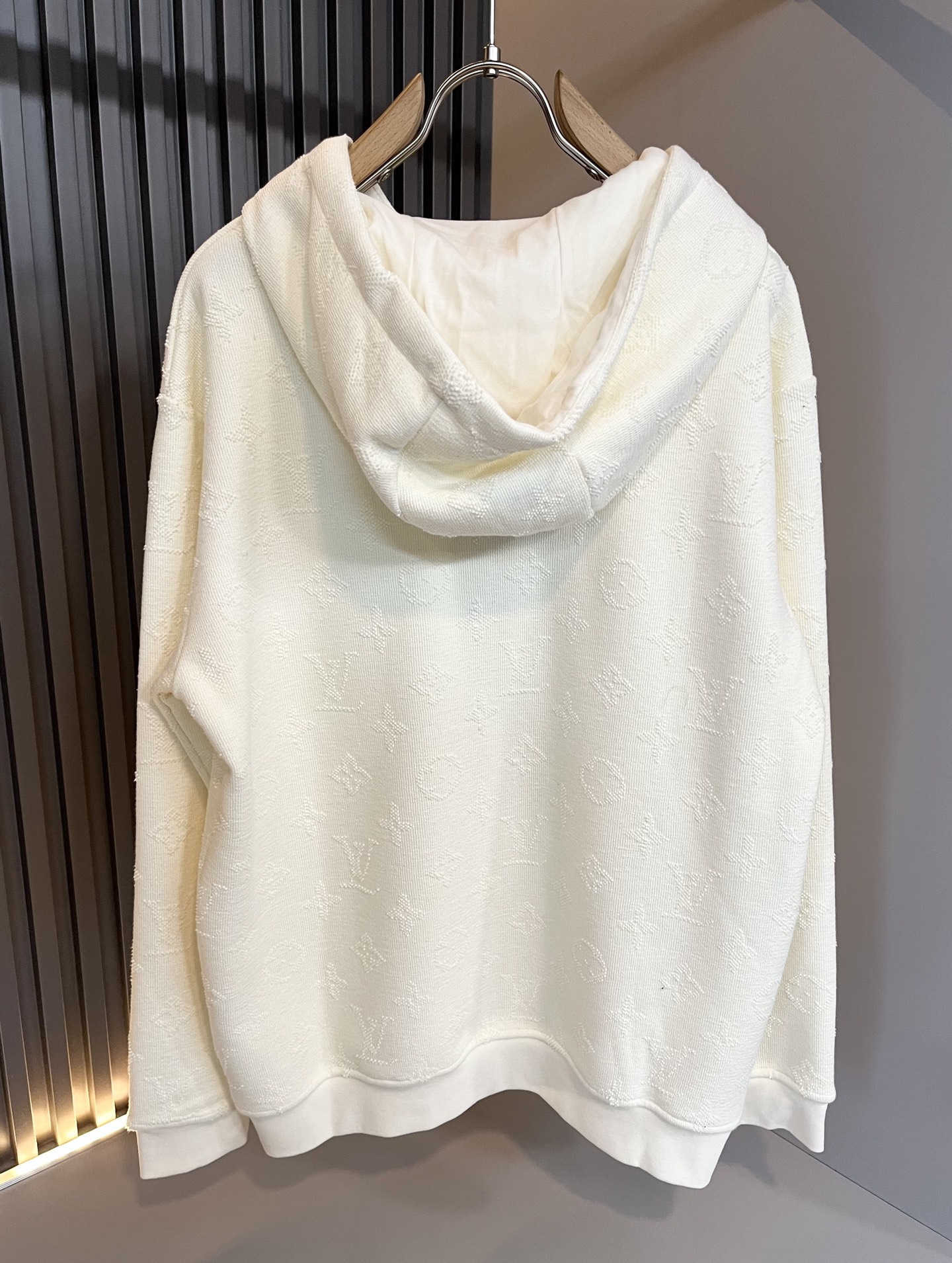 Louis Vuit*on 路易家族 2025秋冬新款Monogram系列！男女同款👫套装！路易家族的新