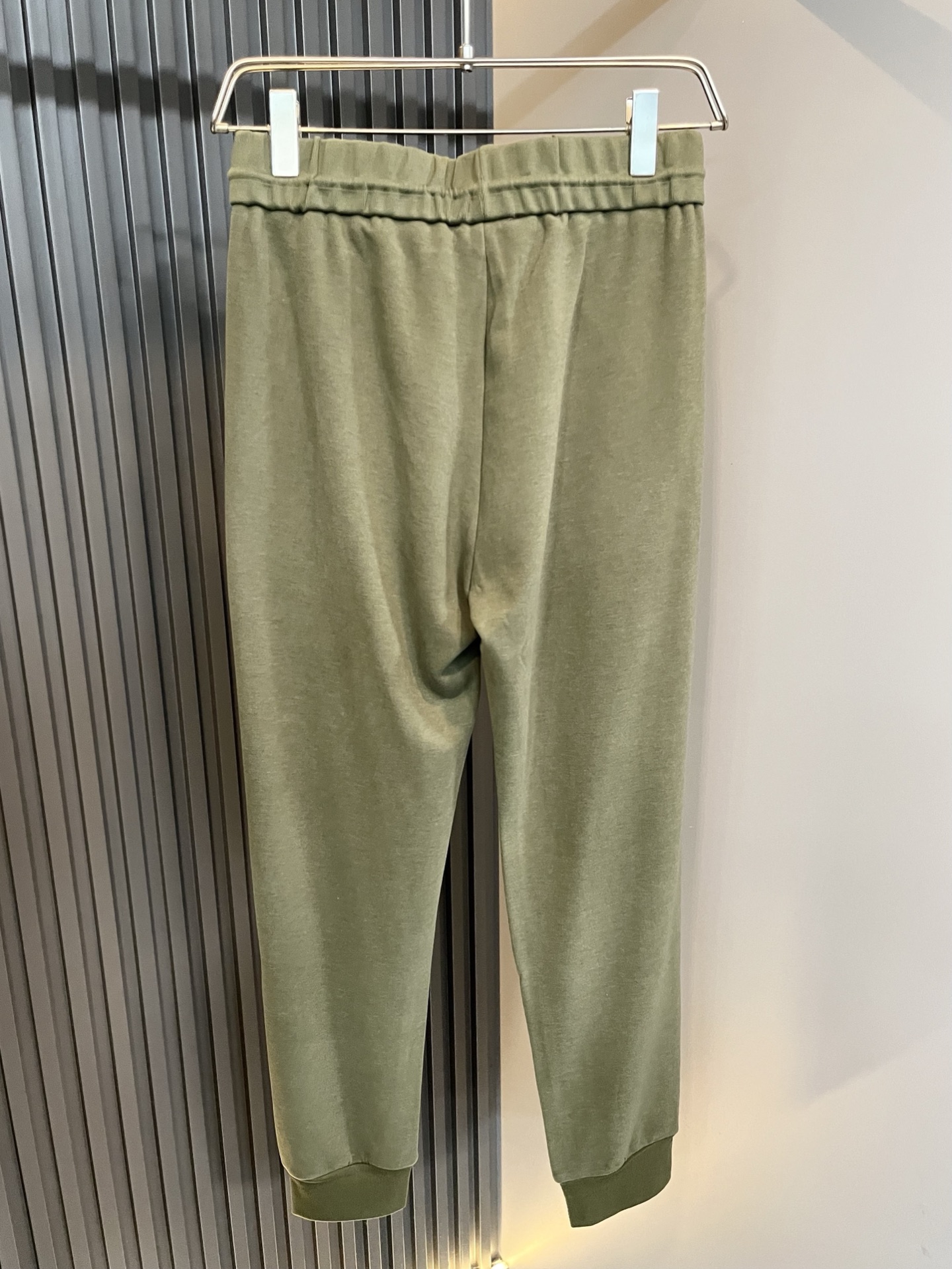 Loro Piana诺悠翩雅 2025秋冬男士套装，最新的贸易订单全品相！！网红款！上身舒适透气，不僵硬