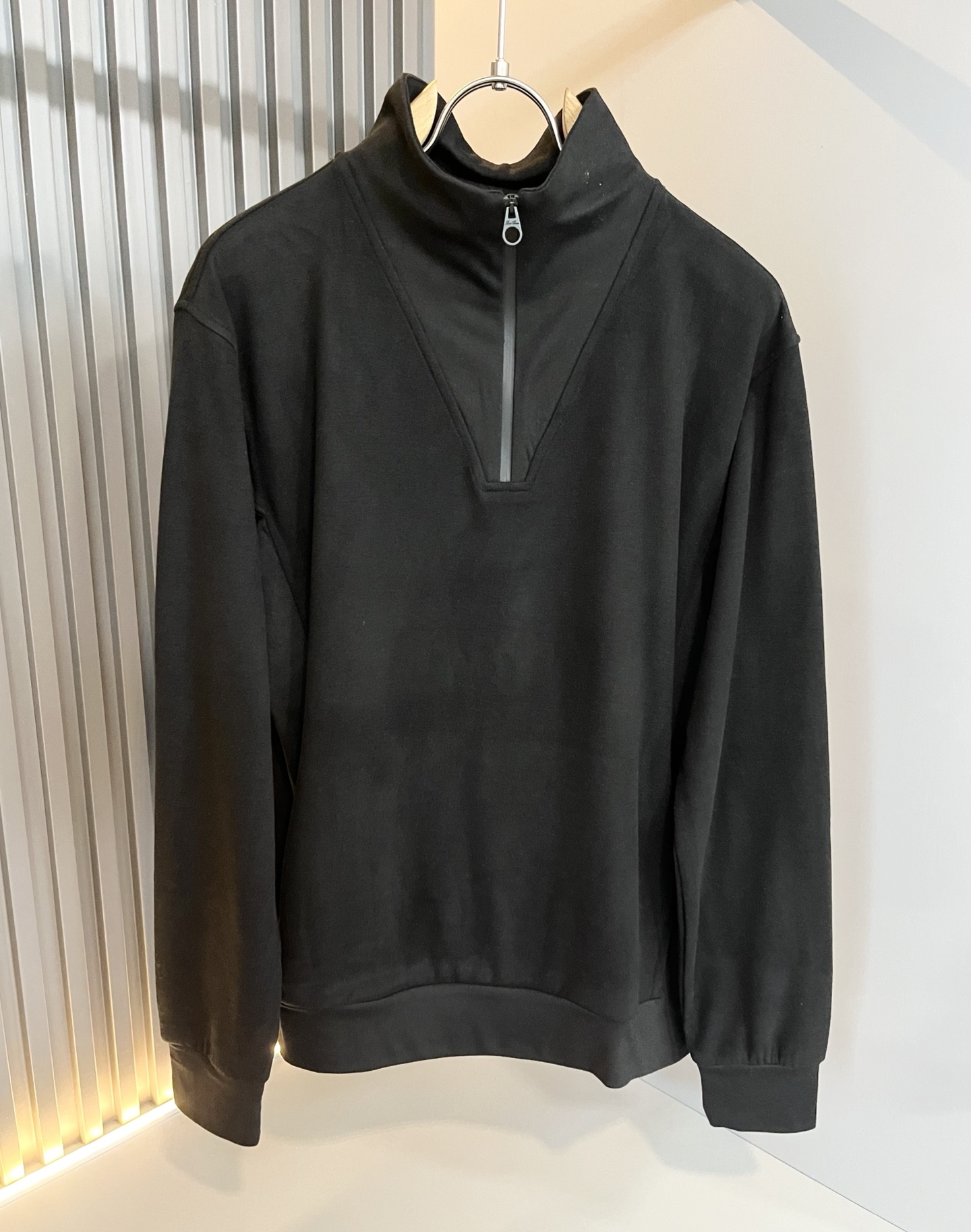 Loro Piana诺悠翩雅 2025秋冬男士套装，最新的贸易订单全品相！！网红款！上身舒适透气，不僵硬