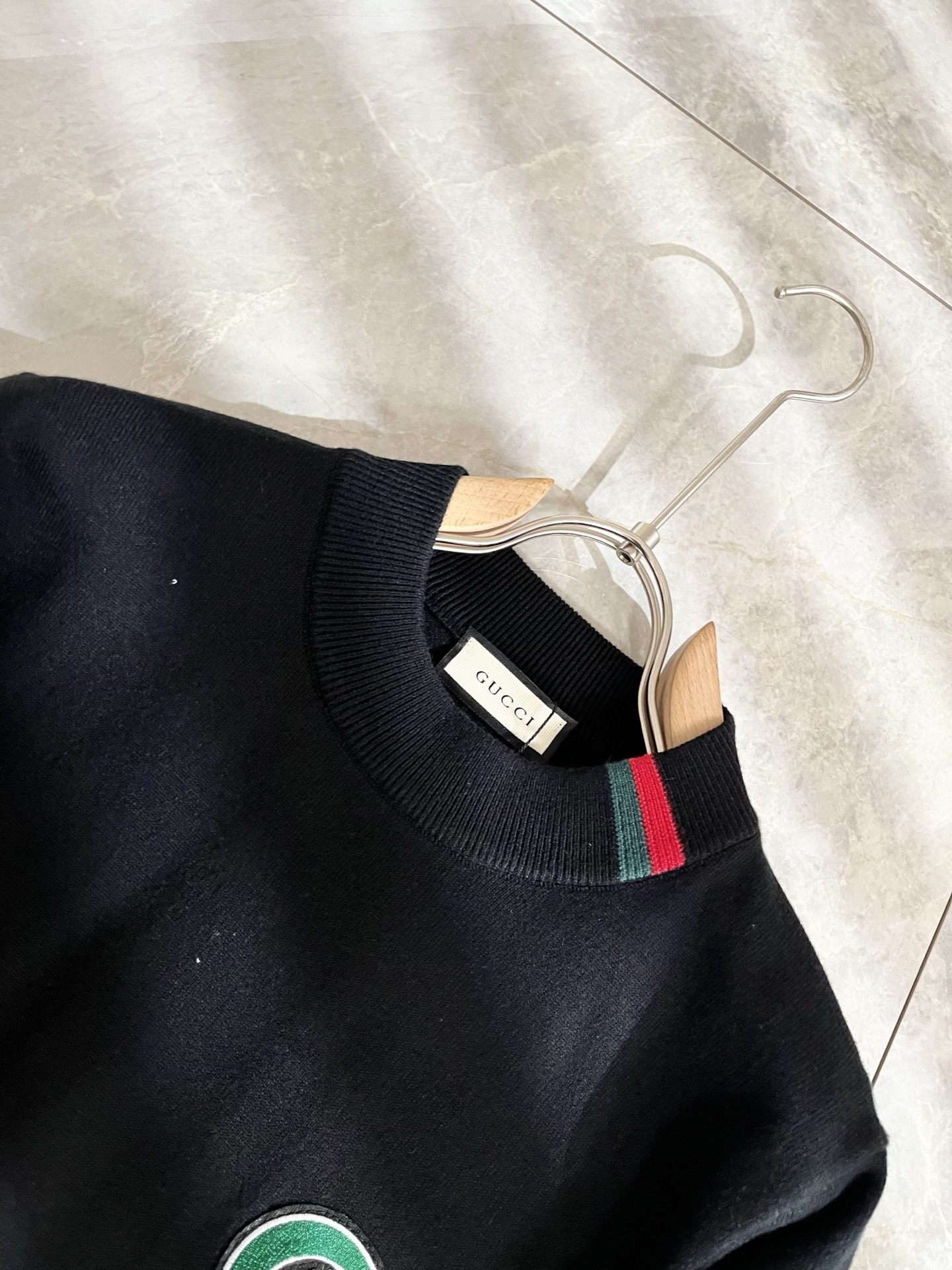 GUC*I 古家 2025秋冬新款男女同款👫 高克重针织羊毛衫，全景钩织GG标识logo图案设计！贸易公