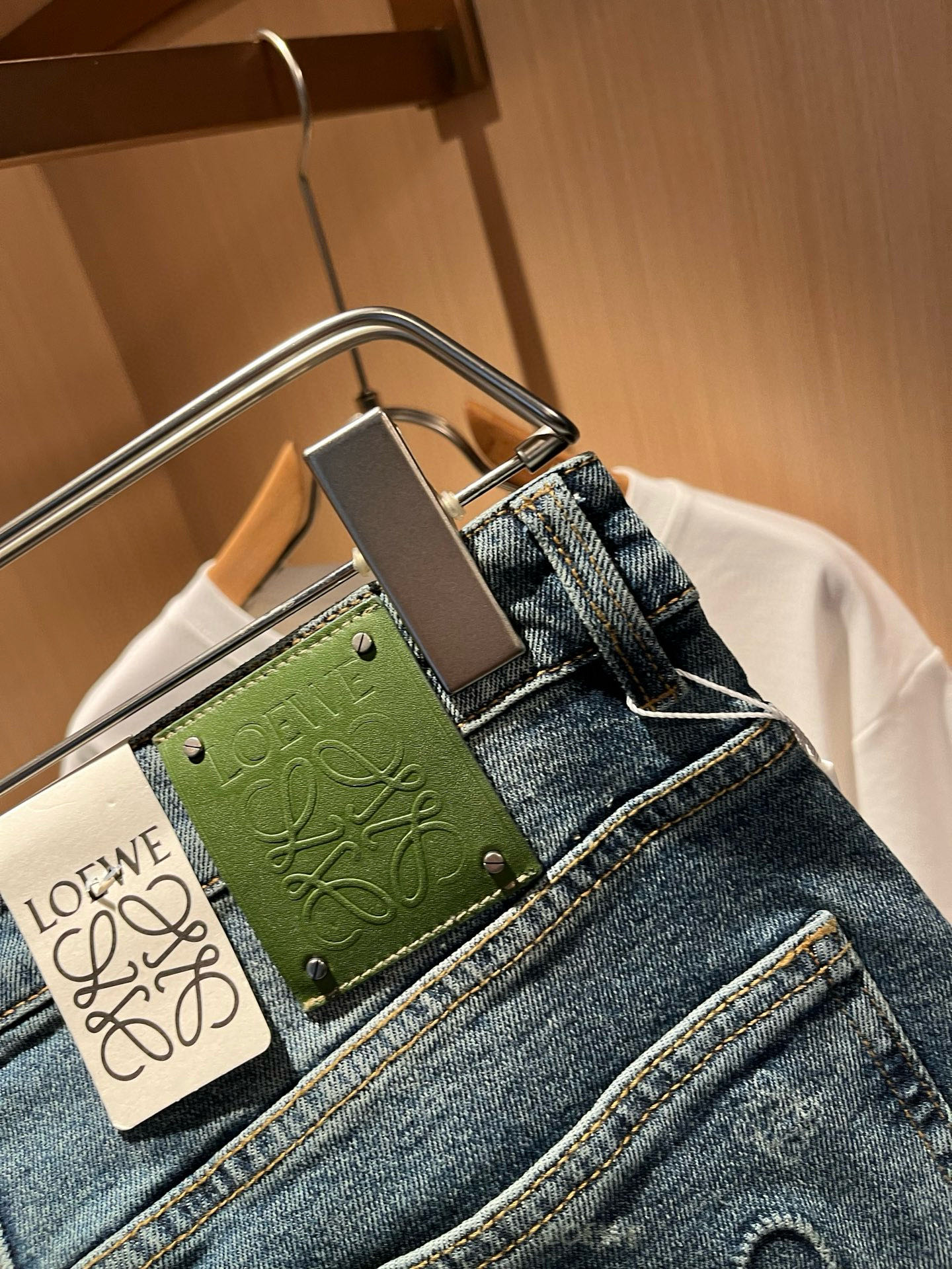 LO*WE/罗*威2025秋冬新品男士时装款高端休闲裤，香港洋行渠道货，日本原厂出品，纯血统品质，完美延