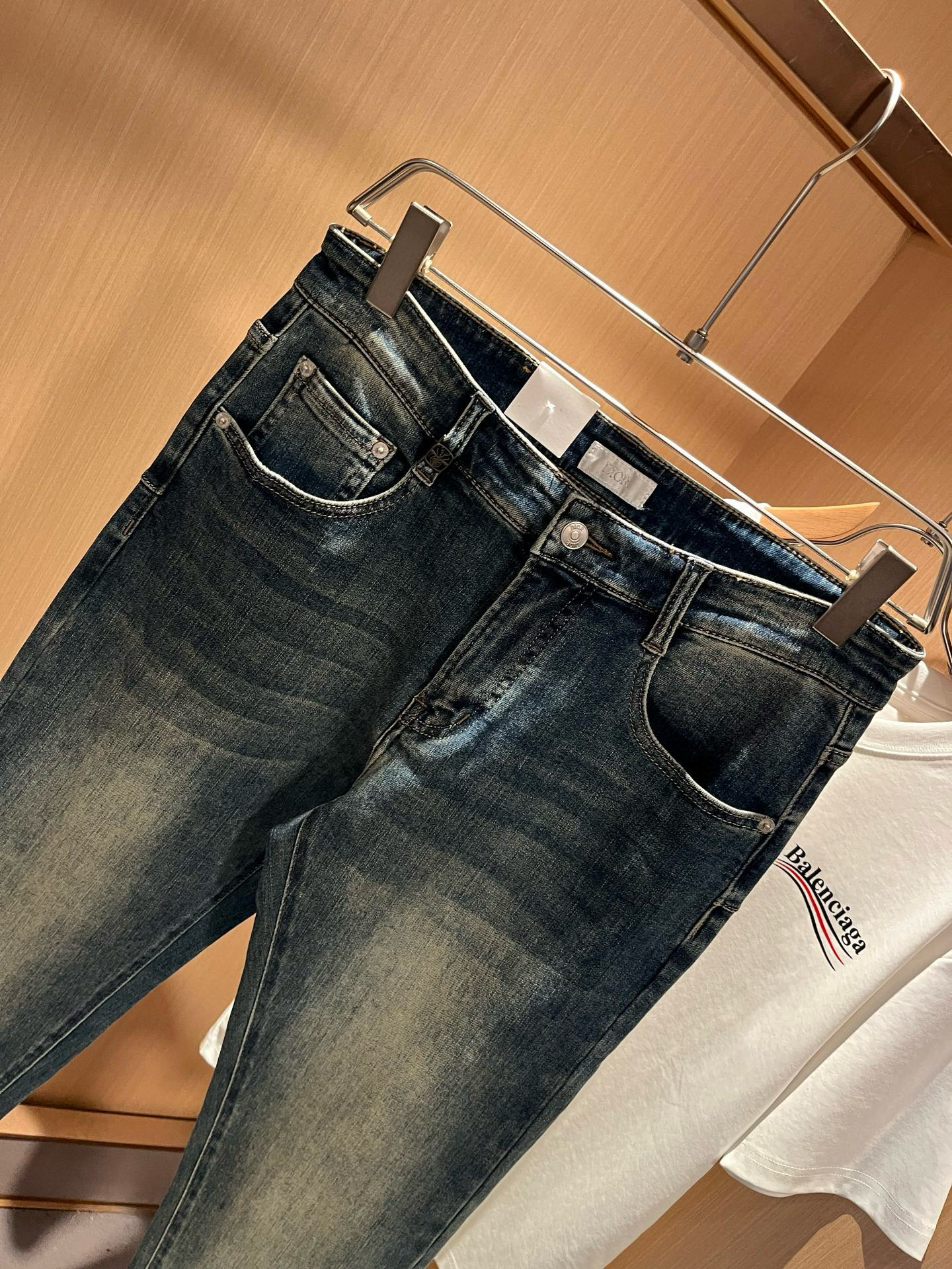 Dio*r 迪家 2025秋冬男士水洗小直筒牛仔裤！贸易公司渠道牛货，品相超赞，时尚圈万能的百搭裤王，欧