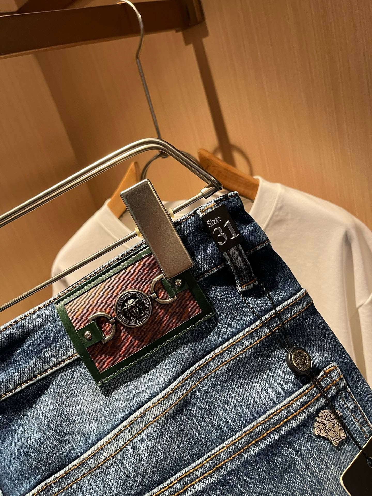 Versa*e范*哲 2025秋冬新款经典男士休闲牛仔裤、代工厂出品，出口欧美订单，2024官柜同步发售