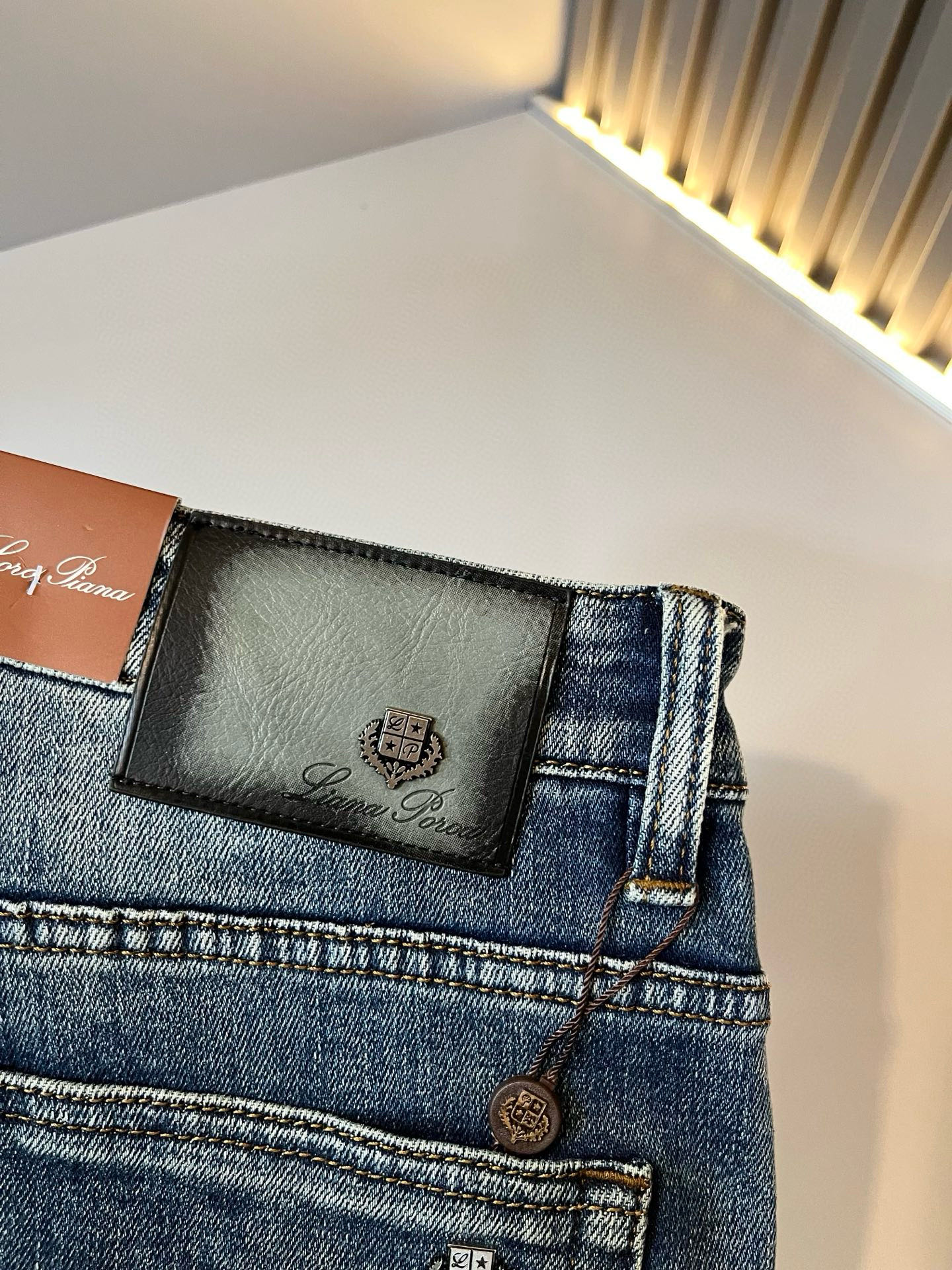 Loro Piana诺悠翩雅 2025秋冬新品男士时装款高端休闲裤，香港洋行渠道货，日本原厂出品，纯血统