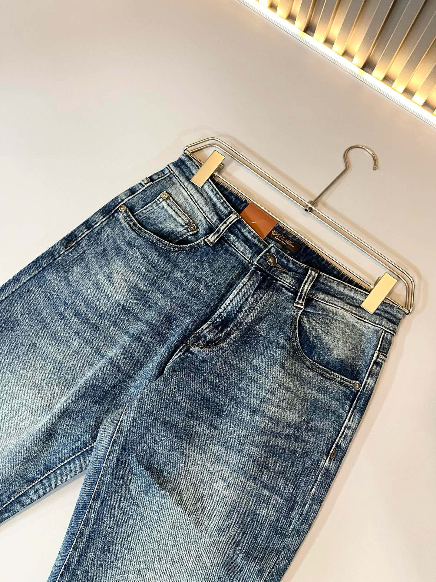 Loro Piana诺悠翩雅 2025秋冬新品男士时装款高端休闲裤，香港洋行渠道货，日本原厂出品，纯血统