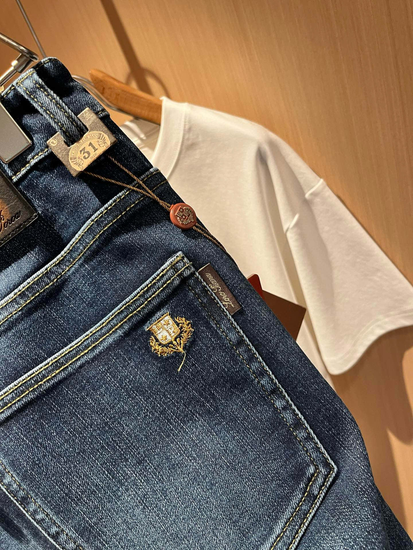 Loro Piana诺悠翩雅 2025秋冬新品男士时装款高端休闲裤，香港洋行渠道货，日本原厂出品，纯血统