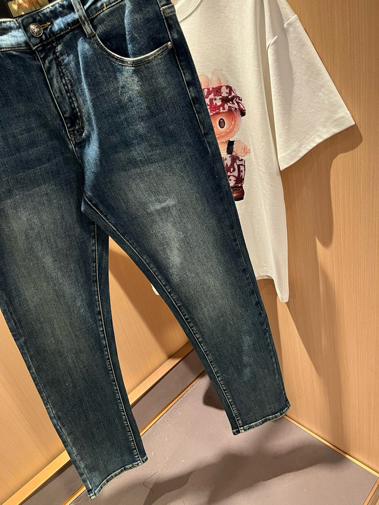 HERM*S 爱*仕 2025秋冬男士高端丹宁水洗小直筒牛仔裤 海外贸易公司渠道订单 ！男士修身直筒牛仔