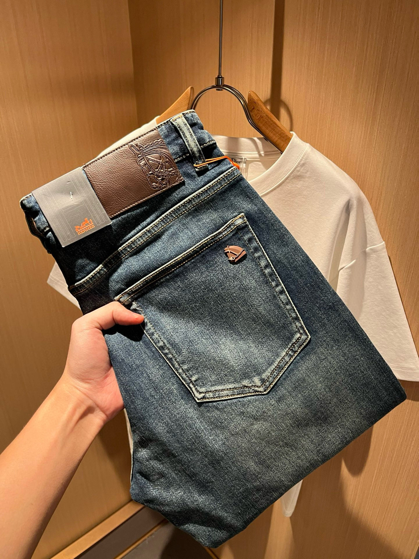 HERM*S 爱*仕 2025秋冬男士高端丹宁水洗小直筒牛仔裤 海外贸易公司渠道订单 ！男士修身直筒牛仔