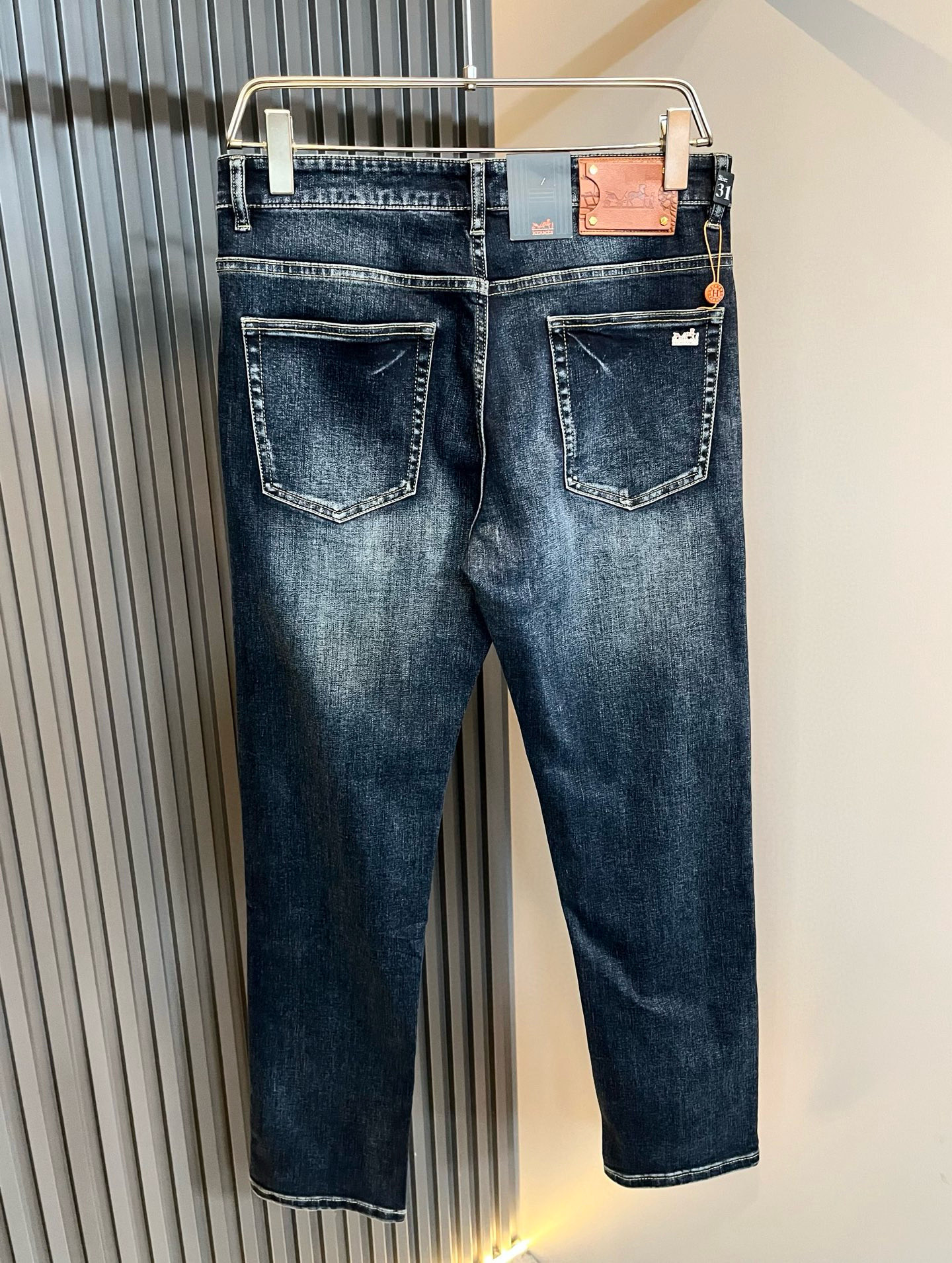 HERM*S 爱*仕 2025秋冬男士高端丹宁水洗小直筒牛仔裤 海外贸易公司渠道订单 ！男士修身直筒牛仔