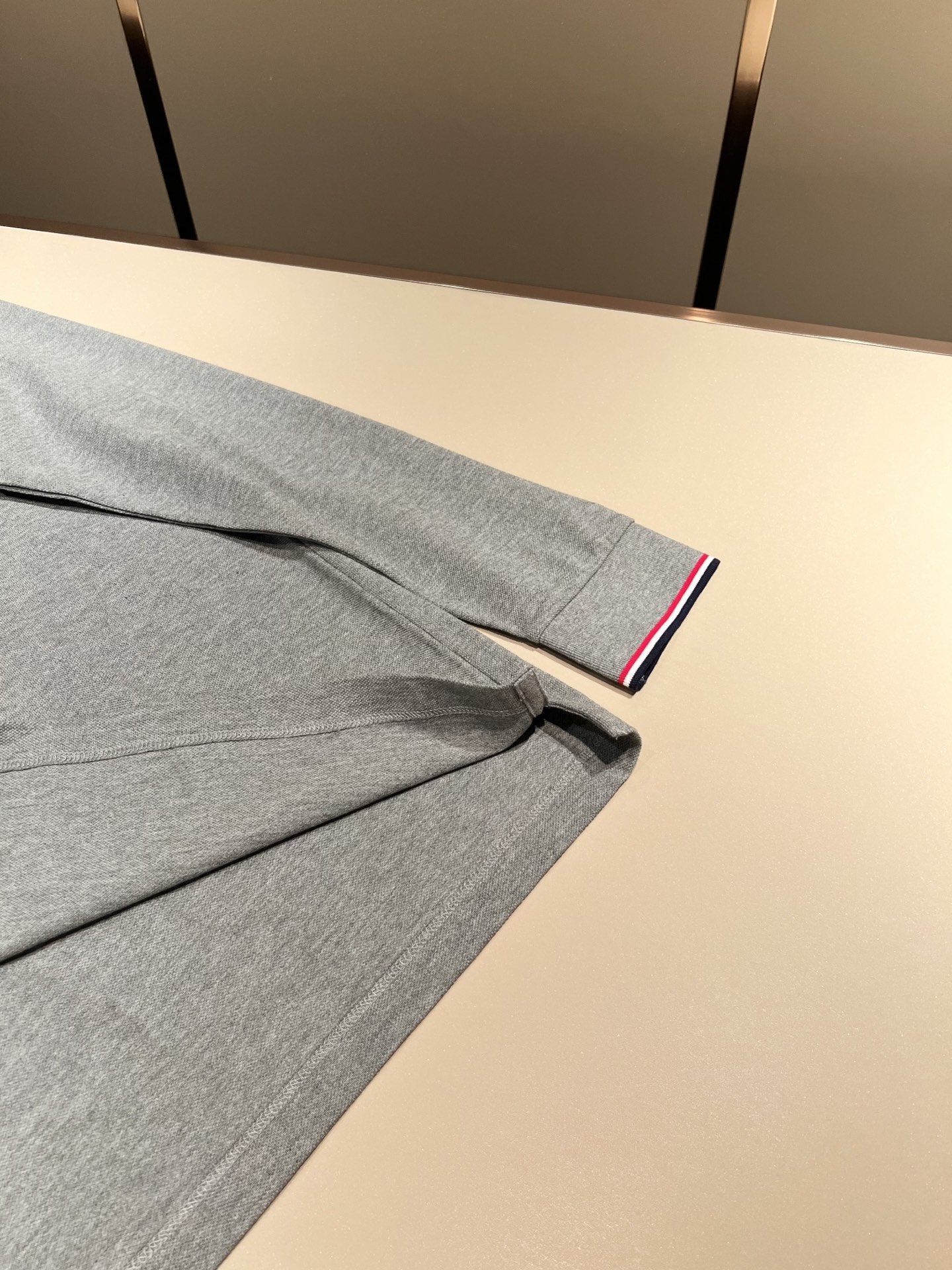 MON蒙**口2025秋冬新款男士原单男士短袖POLO衫，贸易公司货，官网同步发售！此类型的基础单品是每