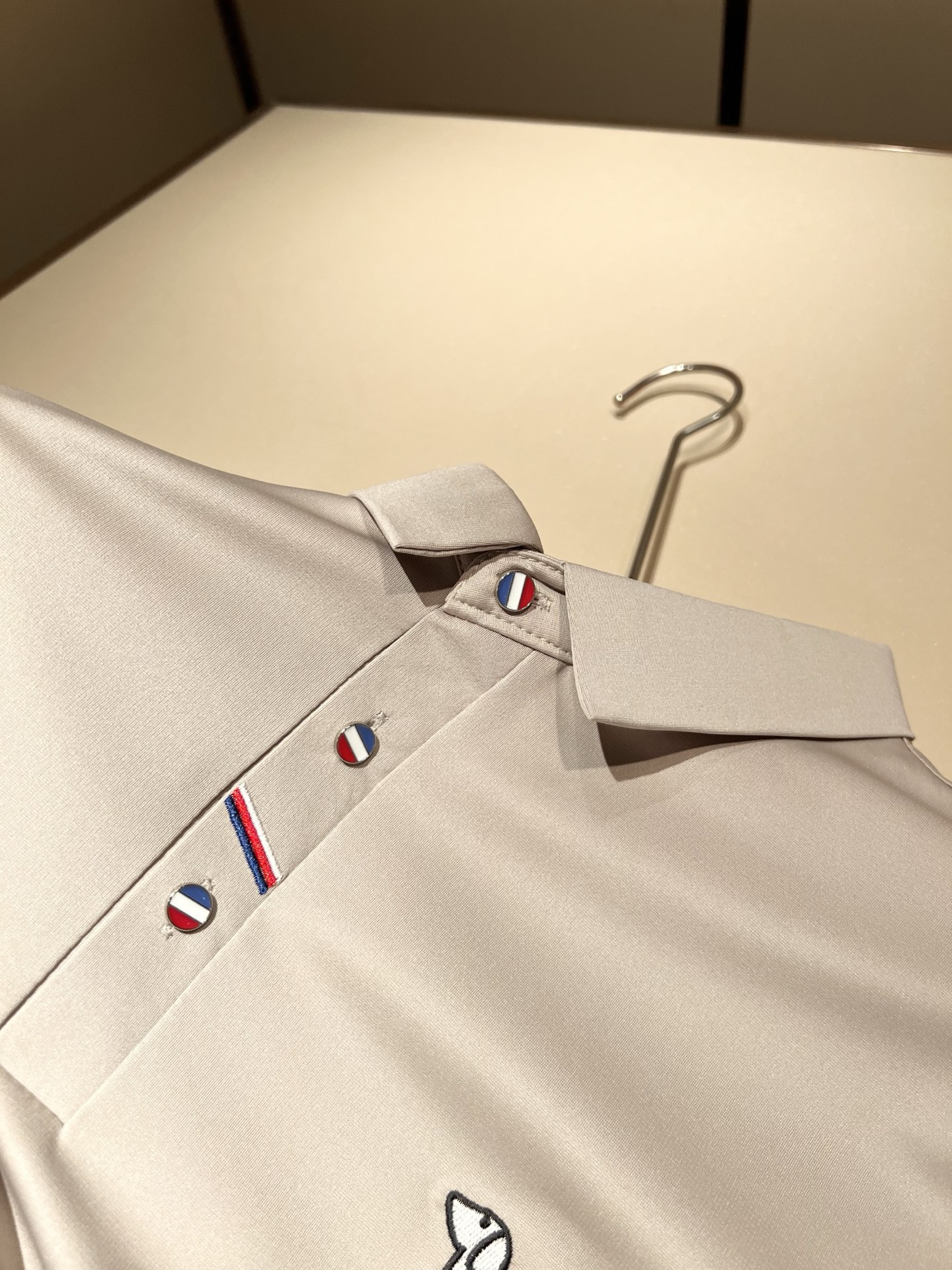 ThomBrow*e汤姆*朗 ~2025秋冬新品！官网同步有售，休闲经典Polo衫，独特设计魅力，非常高