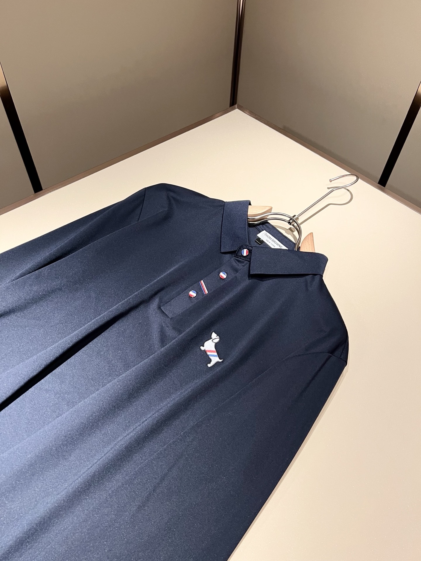 ThomBrow*e汤姆*朗 ~2025秋冬新品！官网同步有售，休闲经典Polo衫，独特设计魅力，非常高