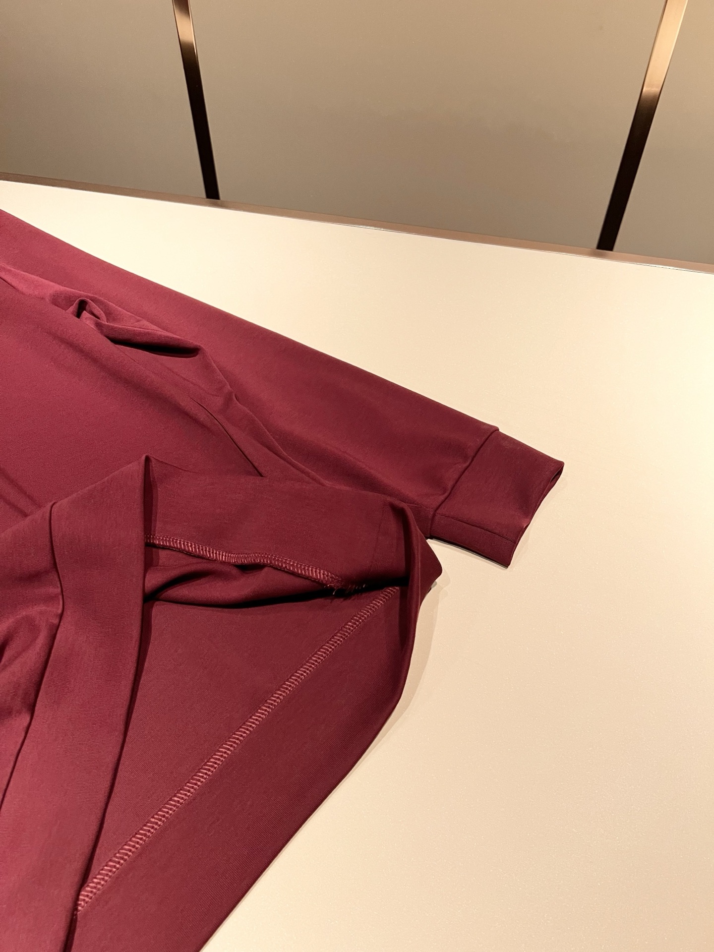 保罗POLOSPORT 2025秋冬新款男士长袖打底衫，简约纯色时尚款不乏有许多设计大咖们都对于纯色都有