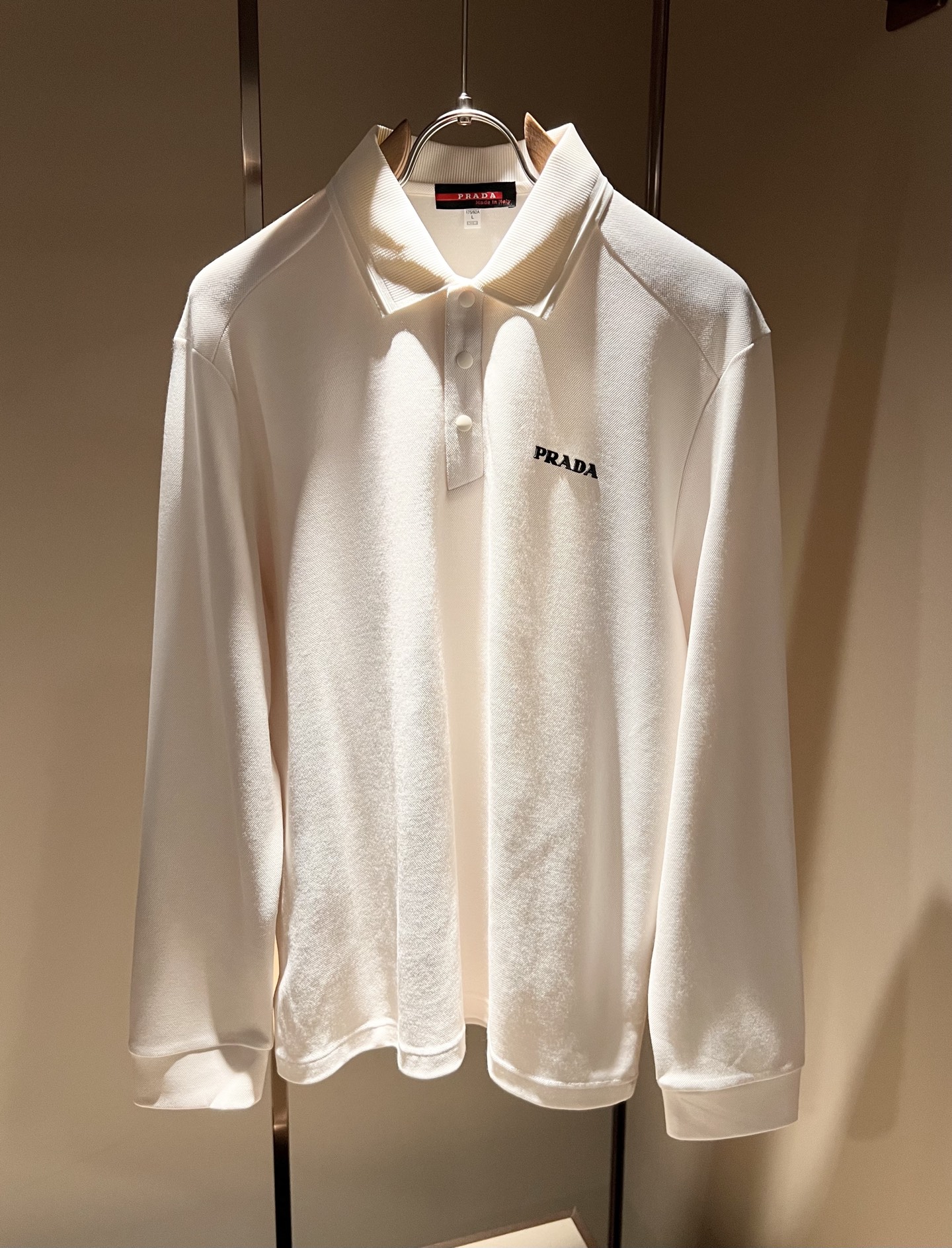 Prad*普*达 2025秋冬季新款经典元素Polo衫，经典大方的款式，可以穿十年都还是流行的那种，你一