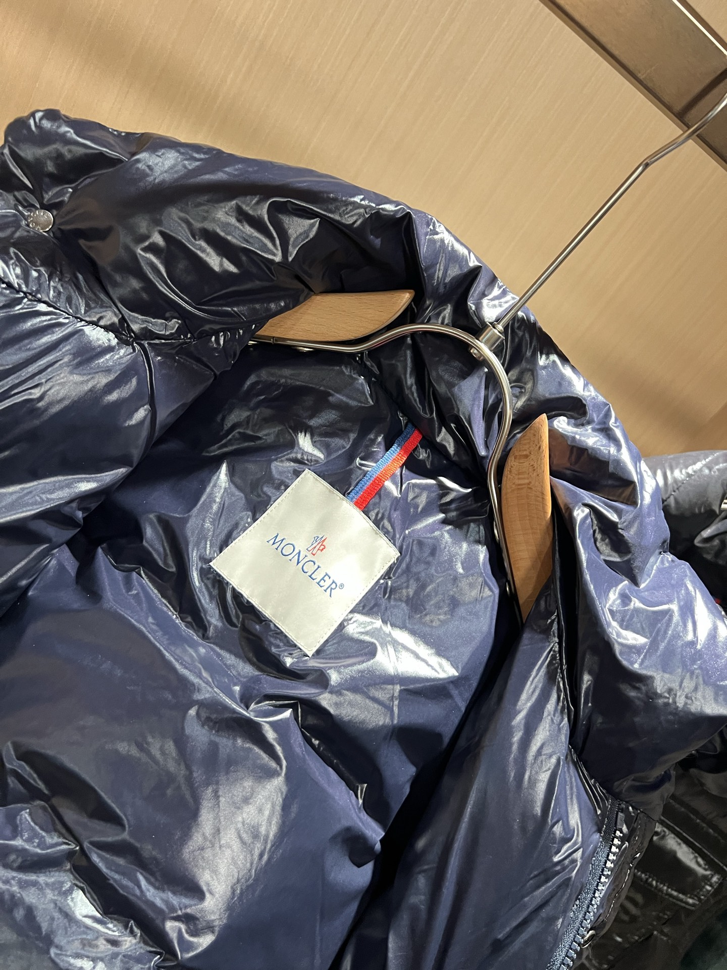 Mon*ler蒙口 2025秋冬新款男女同款👫羽绒马甲夹克 ！年度的压轴款登场...匠心技艺于一身的经典