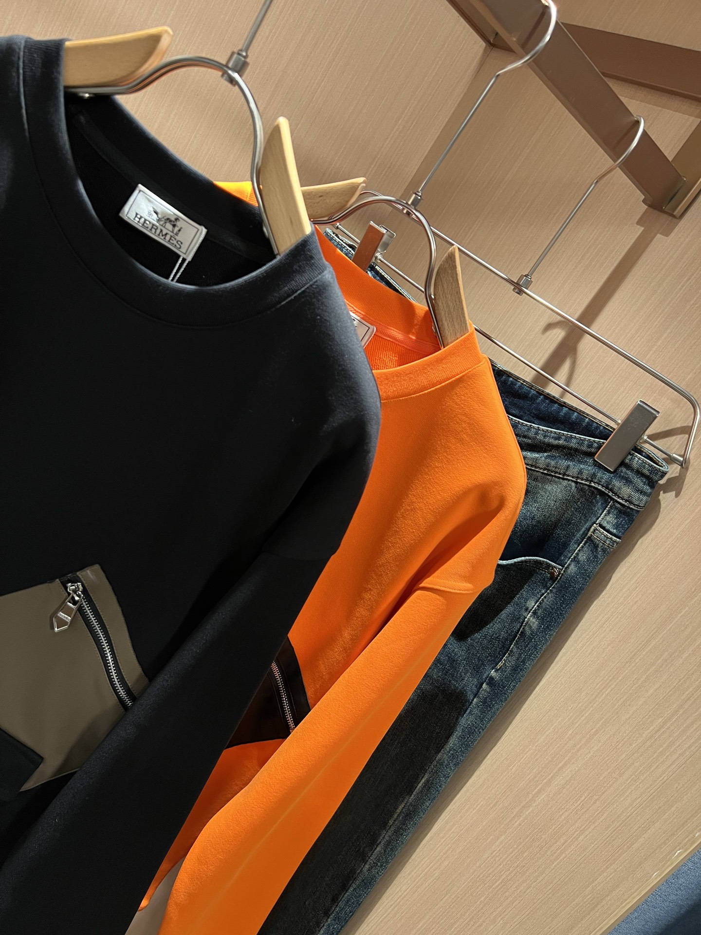 Her*mes爱*仕2025秋冬新款男女同款👫卫衣，全新升级百搭基础款，低调奢华，品格之选！甄选优质精选