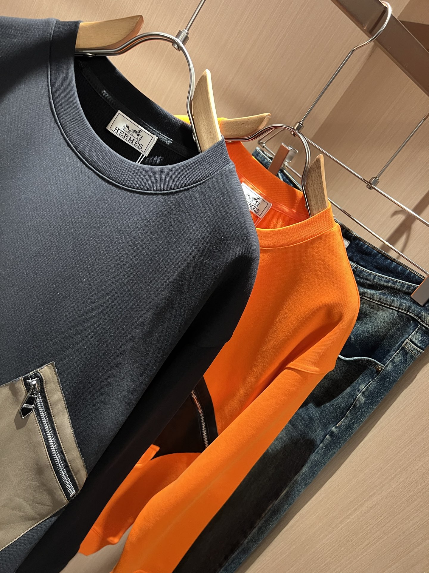 Her*mes爱*仕2025秋冬新款男女同款👫卫衣，全新升级百搭基础款，低调奢华，品格之选！甄选优质精选