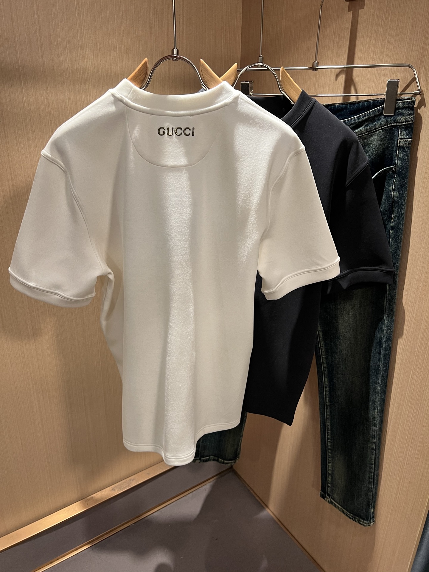 Gucc*古家 2025秋冬系列基础圆领短袖打底，男女同情侣款👫休闲宽松棉质圆领短袖T恤衫！贸易公司渠道